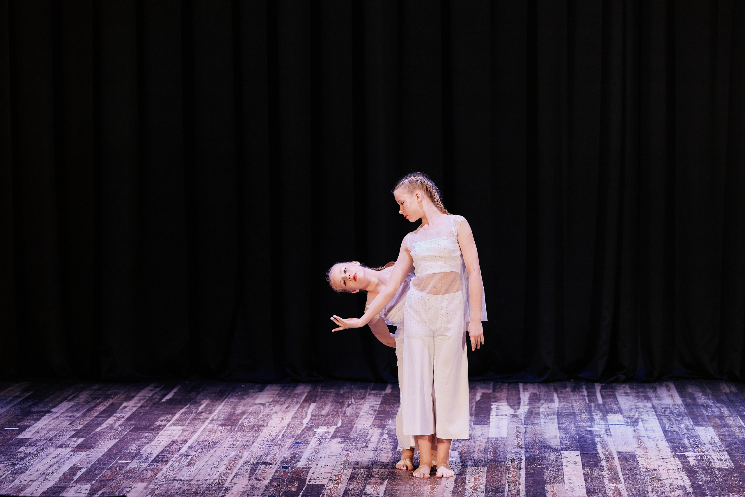 Концерт танцевальной студии Фиеста 08.06. Свадебный репортажный фотограф краснодар максим дремов дрёмов фотосессия студия цена