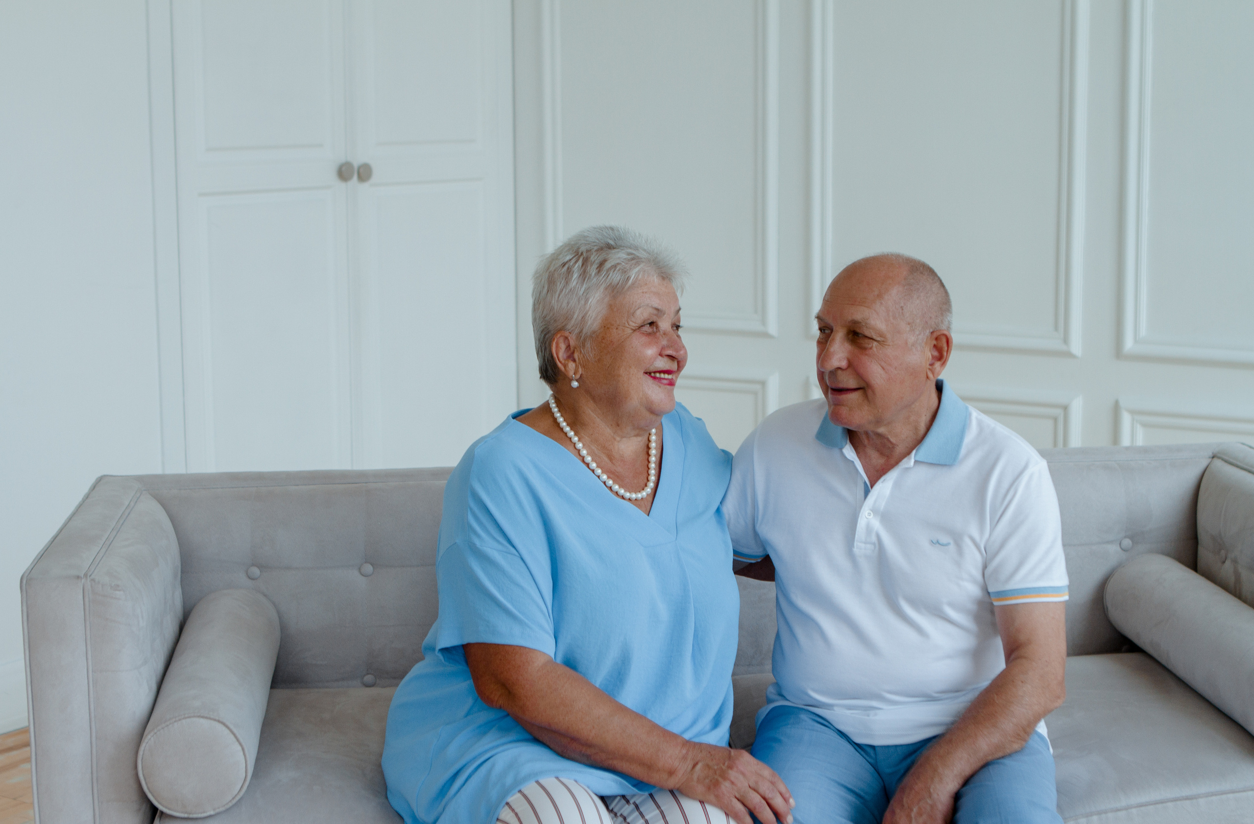 Семейная фотосессия в студии. Свадебный и семейный фотограф Ибрагимова Мария из Екатеринбурга