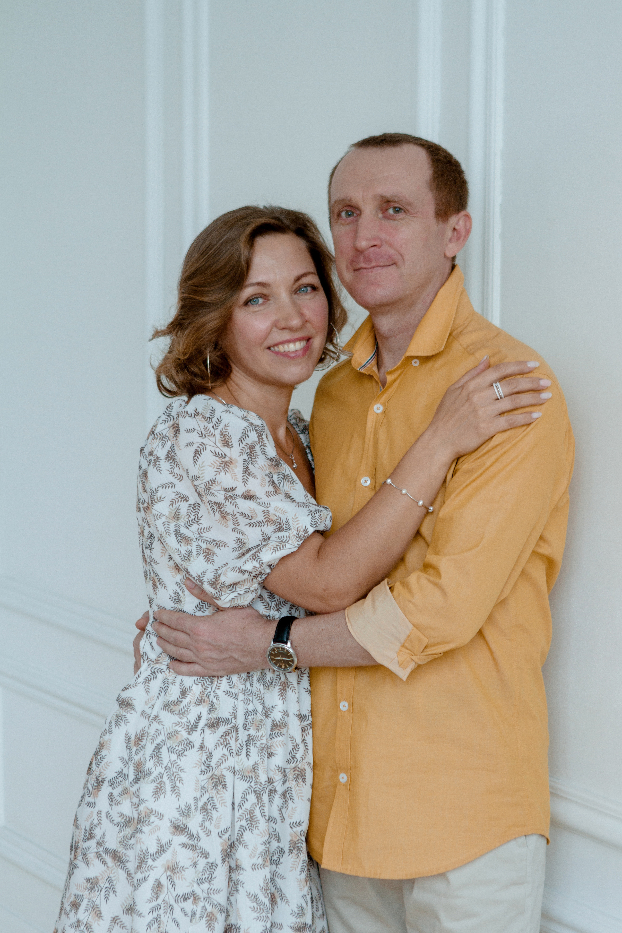 Семейная фотосессия в студии. Свадебный и семейный фотограф Ибрагимова Мария из Екатеринбурга