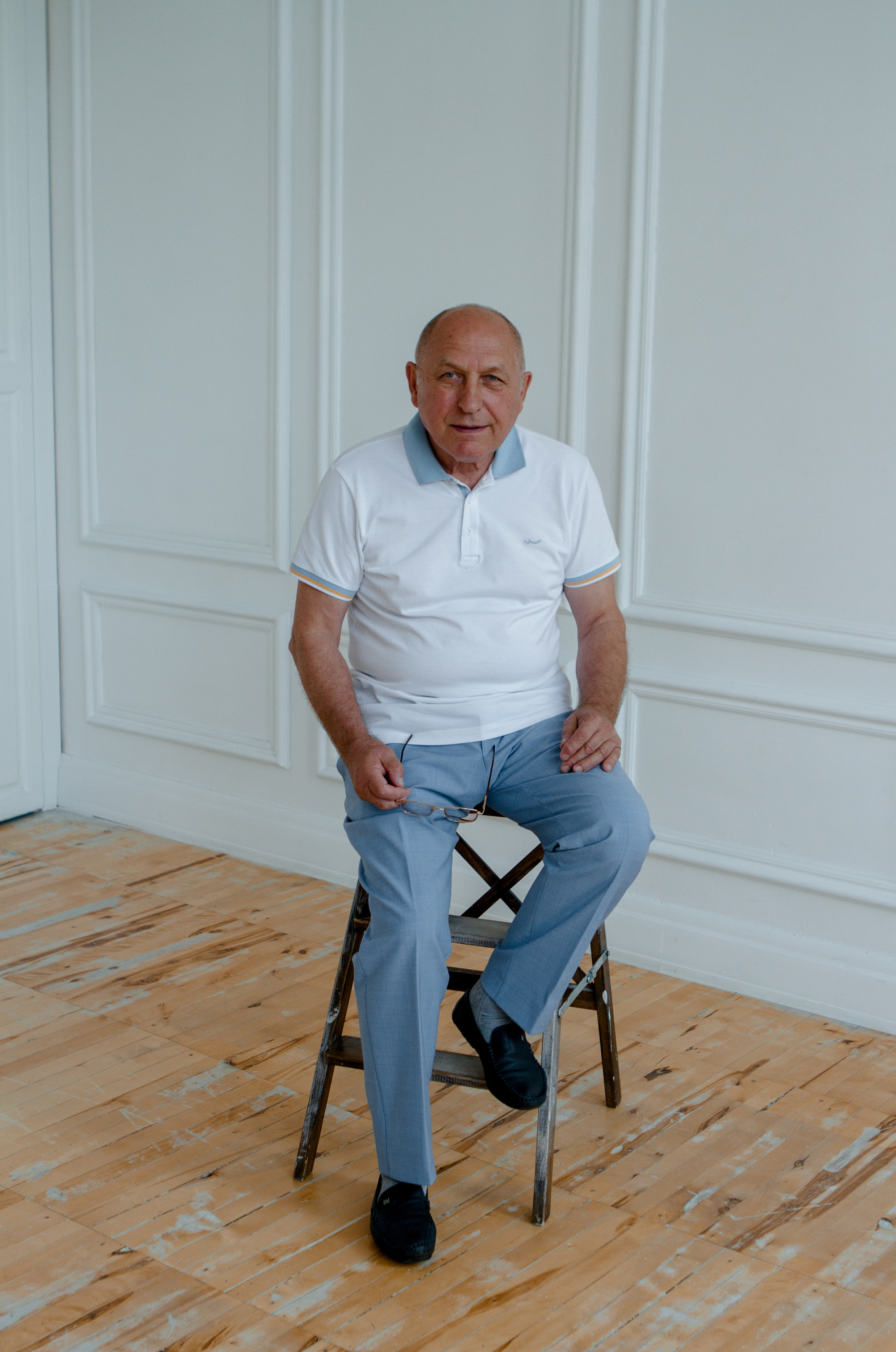 Семейная фотосессия в студии. Свадебный и семейный фотограф Ибрагимова Мария из Екатеринбурга