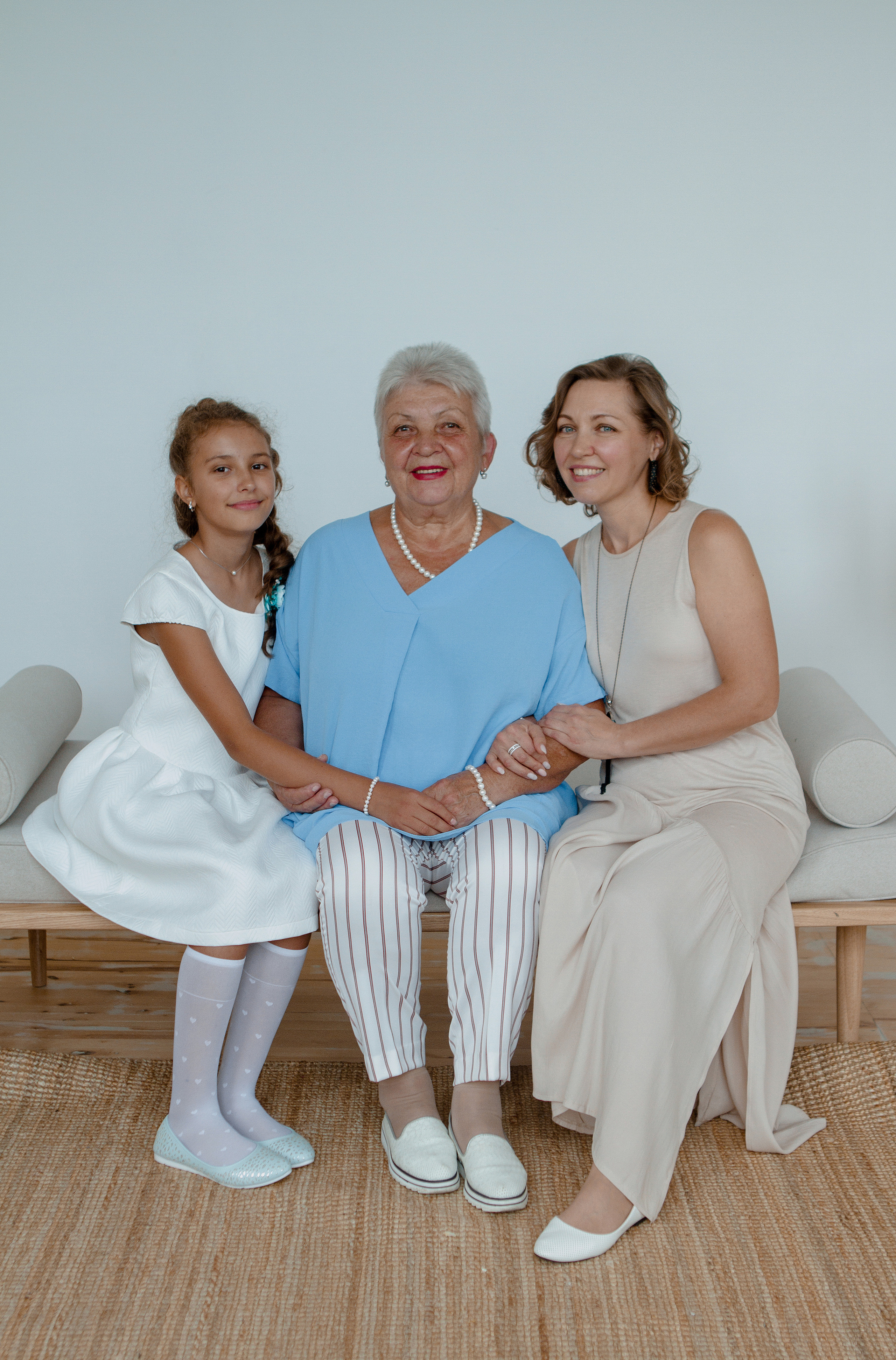 Семейная фотосессия в студии. Свадебный и семейный фотограф Ибрагимова Мария из Екатеринбурга