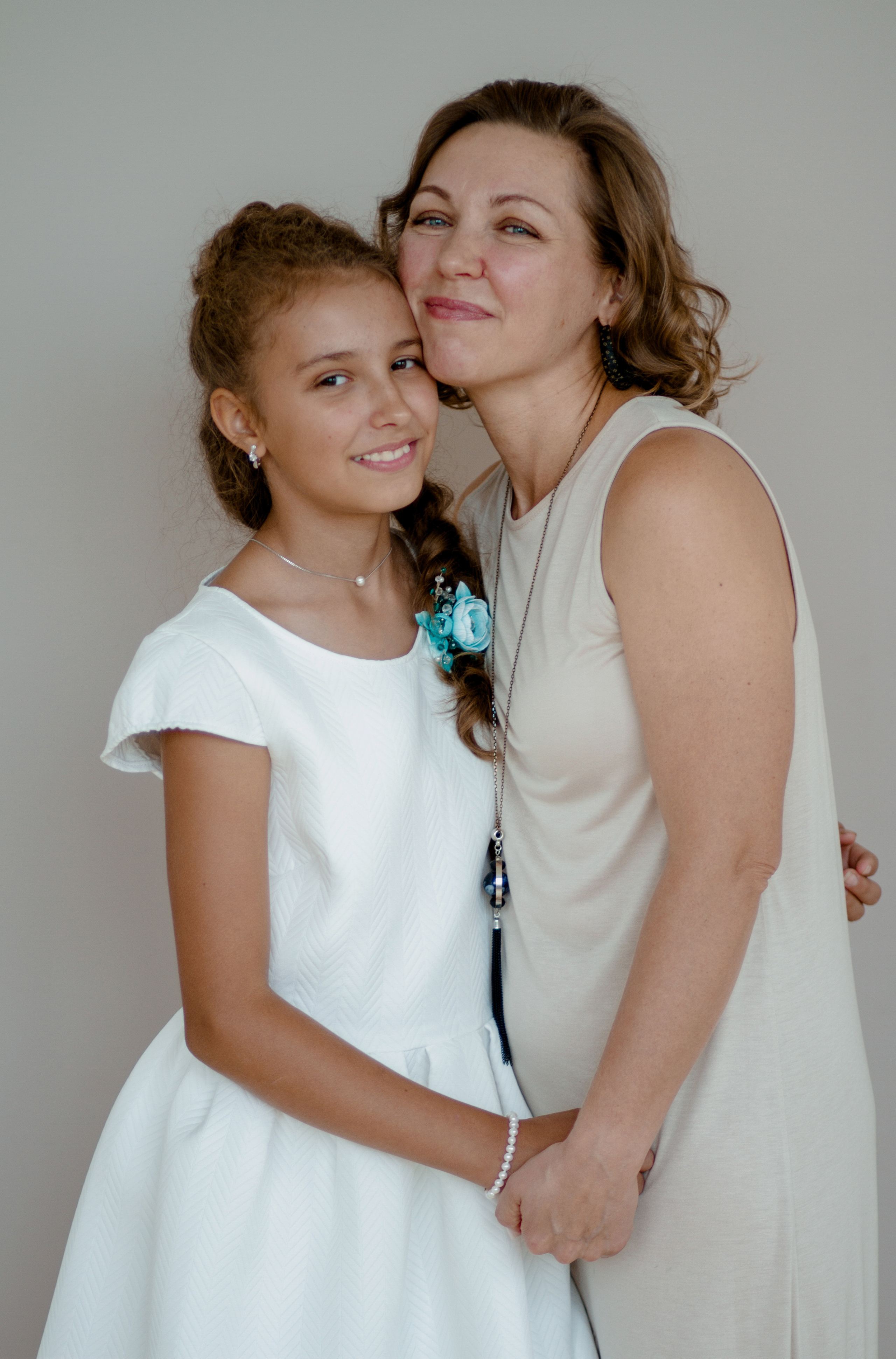 Семейная фотосессия в студии. Свадебный и семейный фотограф Ибрагимова Мария из Екатеринбурга