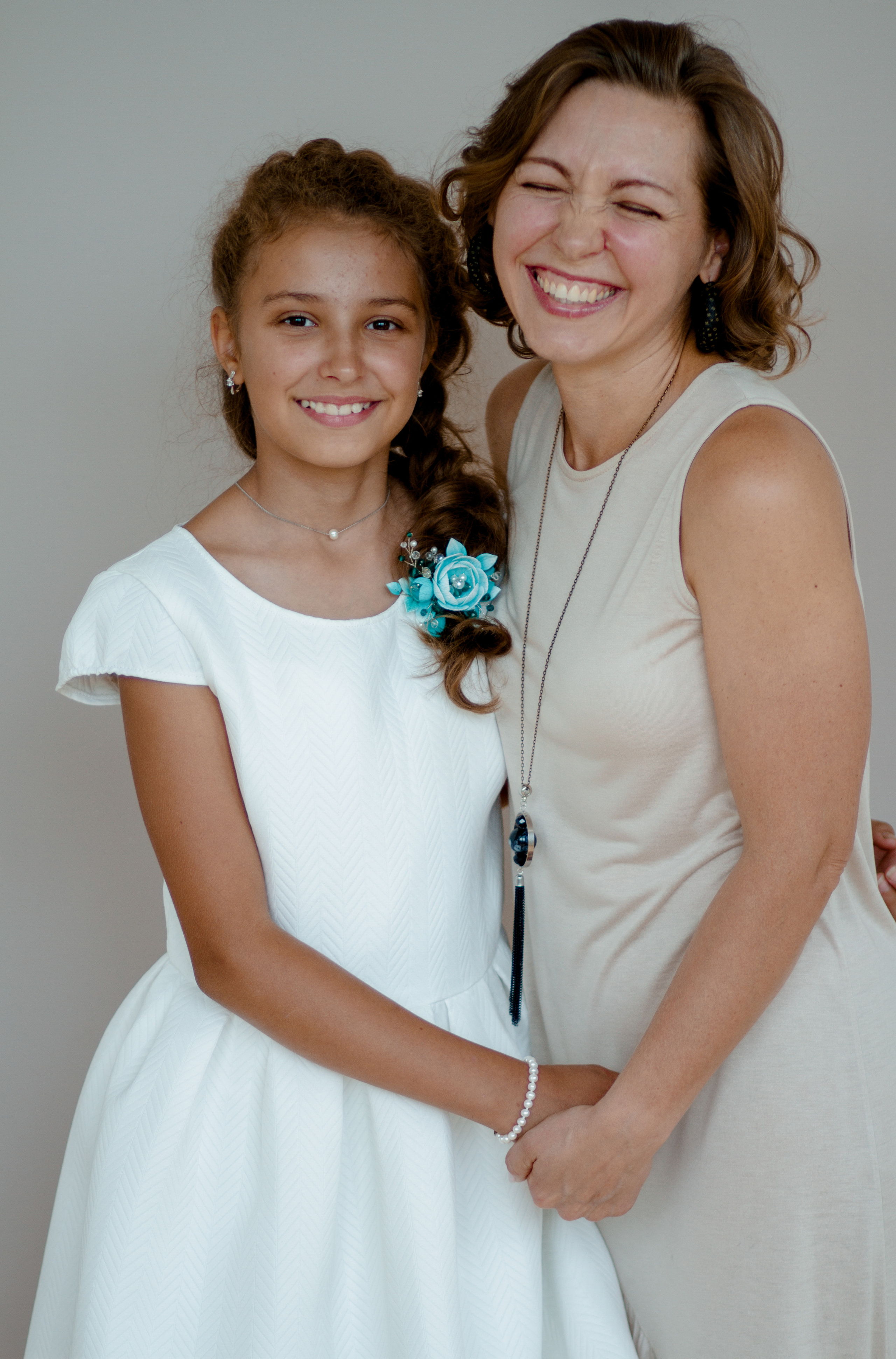 Семейная фотосессия в студии. Свадебный и семейный фотограф Ибрагимова Мария из Екатеринбурга