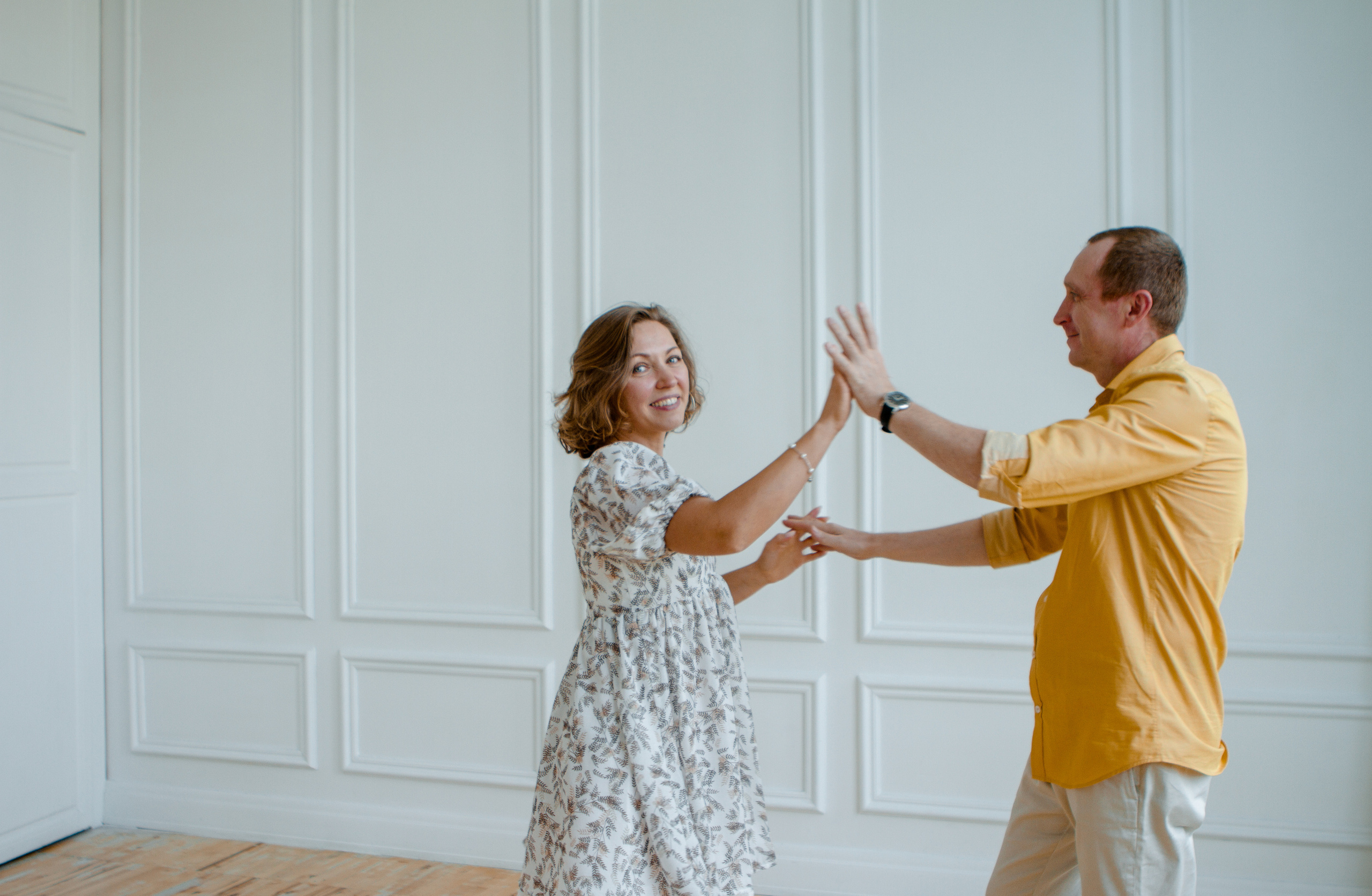 Семейная фотосессия в студии. Свадебный и семейный фотограф Ибрагимова Мария из Екатеринбурга