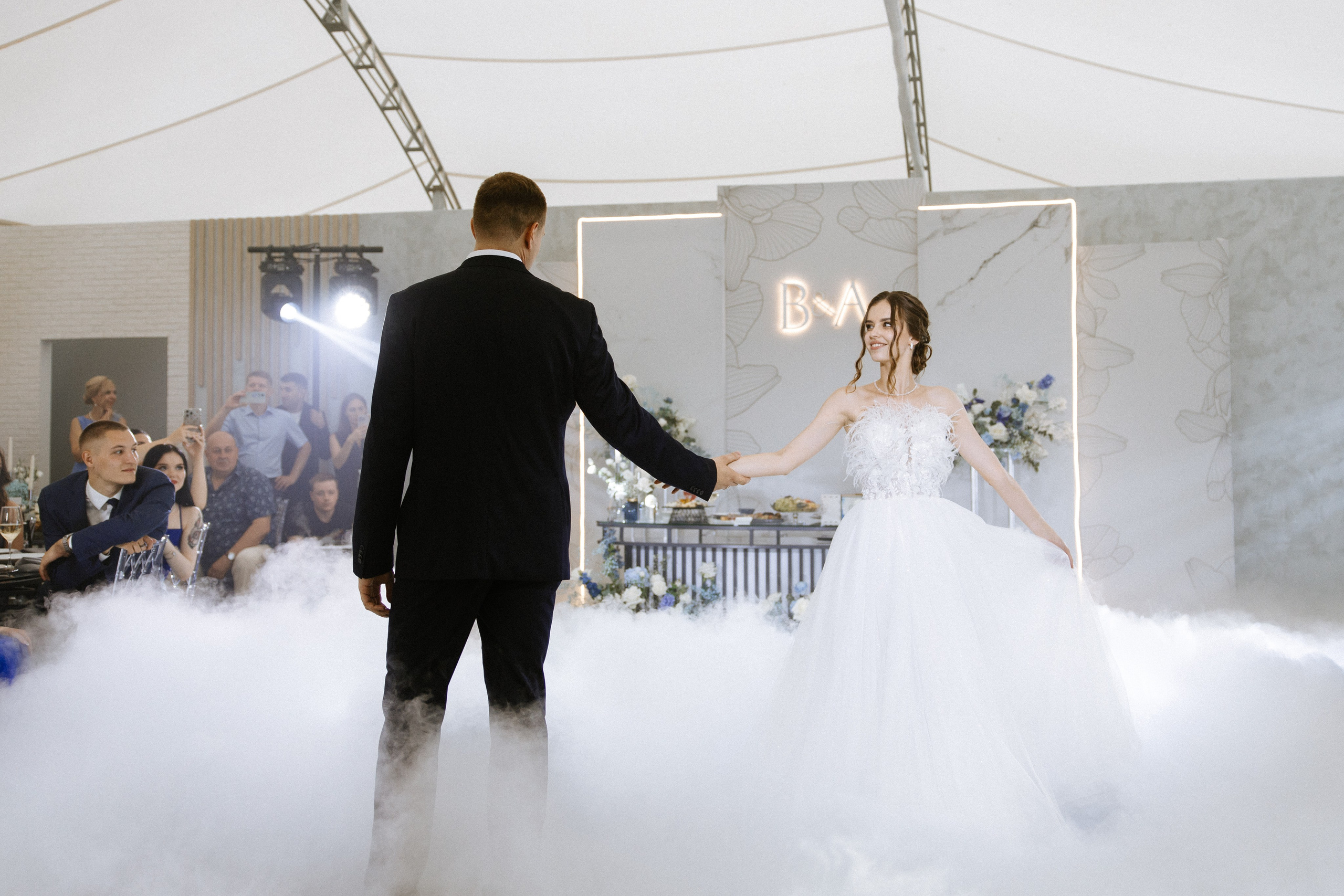 Влад и Арина. Hyatt- шатер Небо. Свадебный фотограф Балчугова Мария Екатеринбург