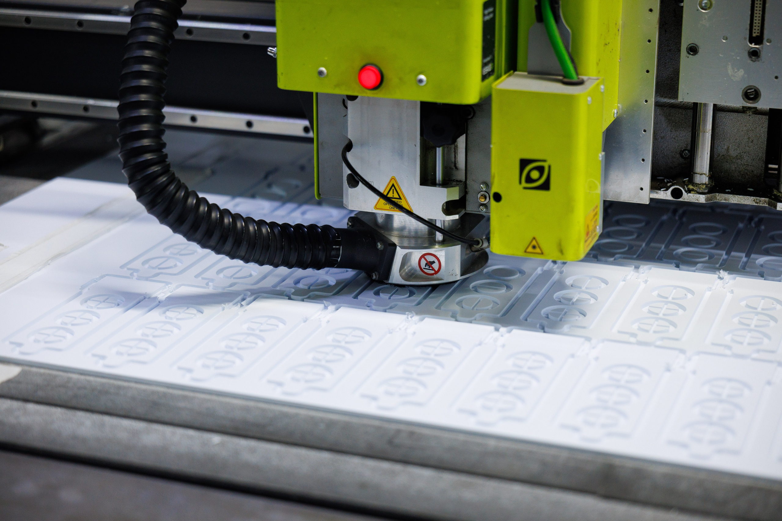 Съемка контента для рекламно-производственной фирмы «Дека» (2025). Репортажный и портретный фотограф в Ярославле Константин Горбачев