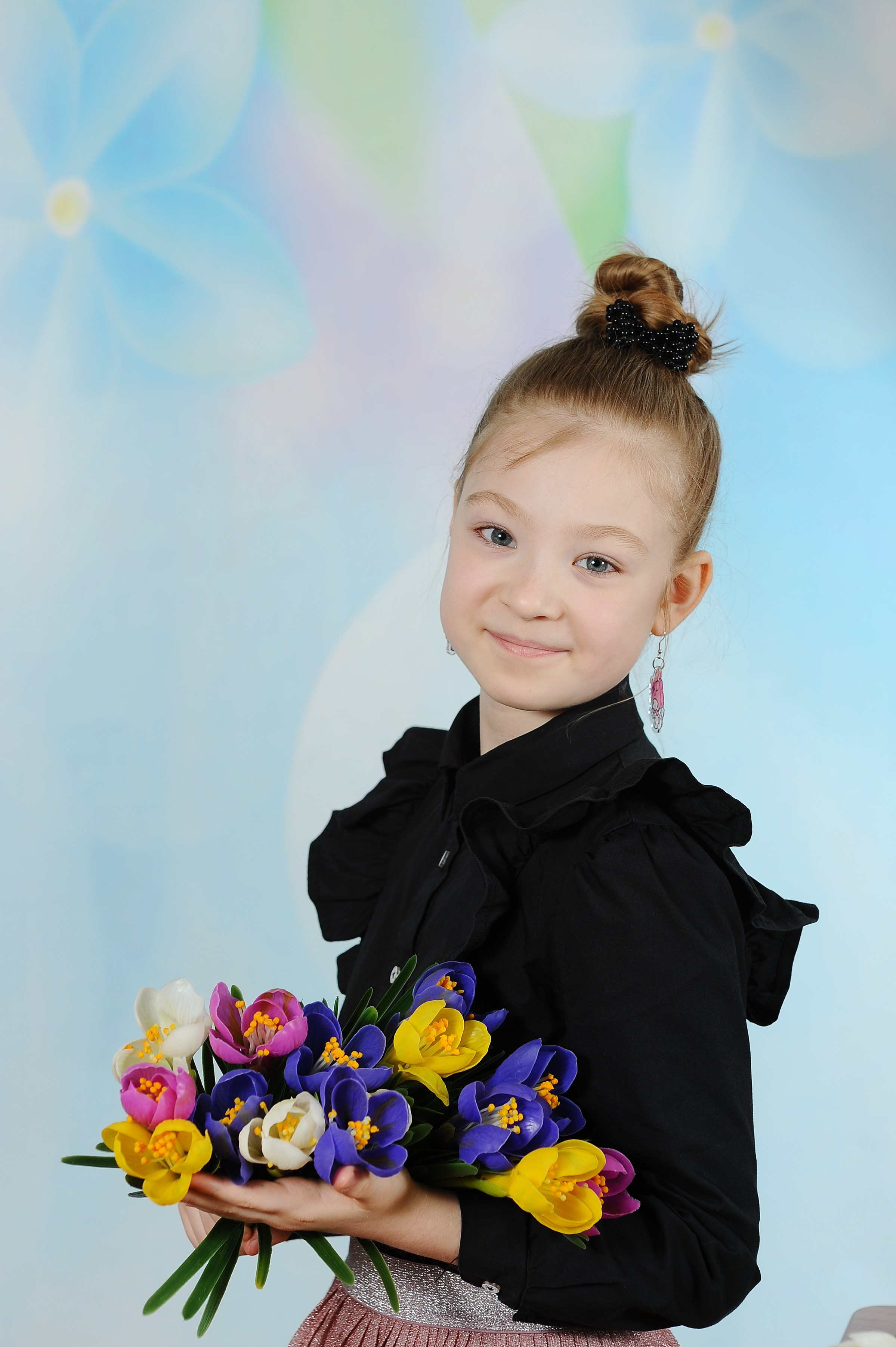 Весенние цветы 25. Детский портрет