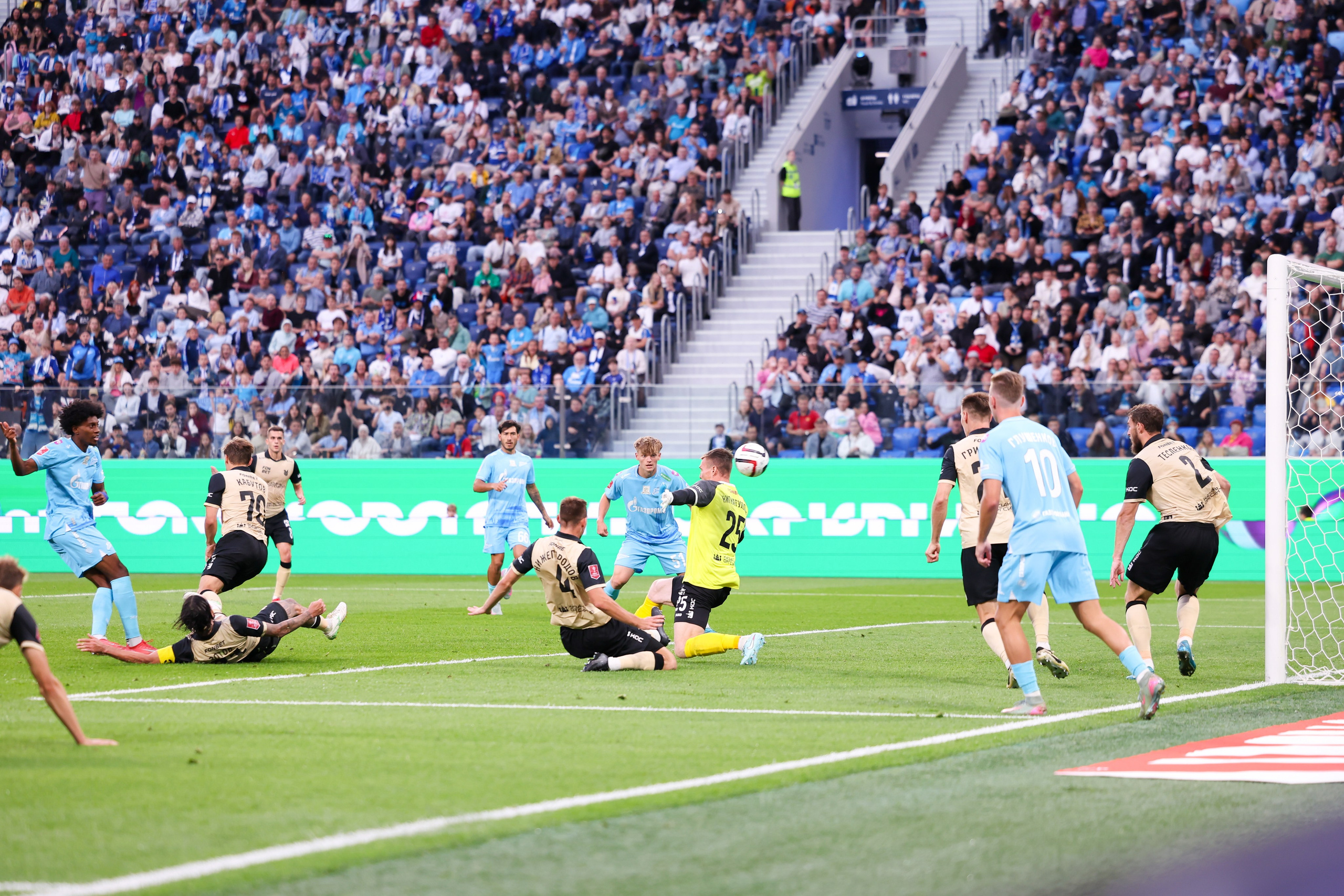 ФК Зенит — ФК Рубин Кубок России 2025/26 12.08.2025. Спортивный и репортажный фотограф Антон Тереханов