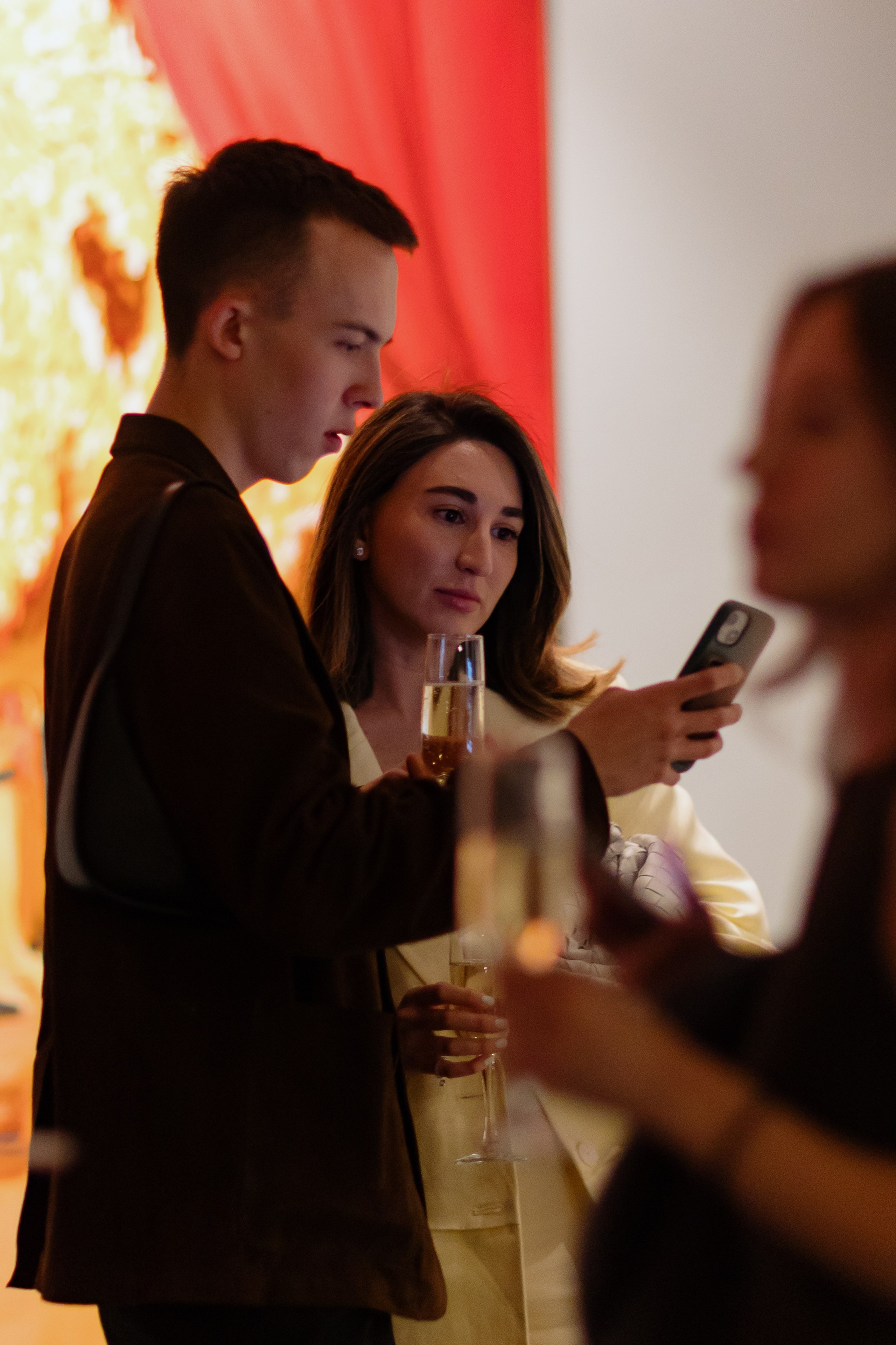 Фотограф на открытие выставки. Свадебный фотограф в Москве Мария Крош