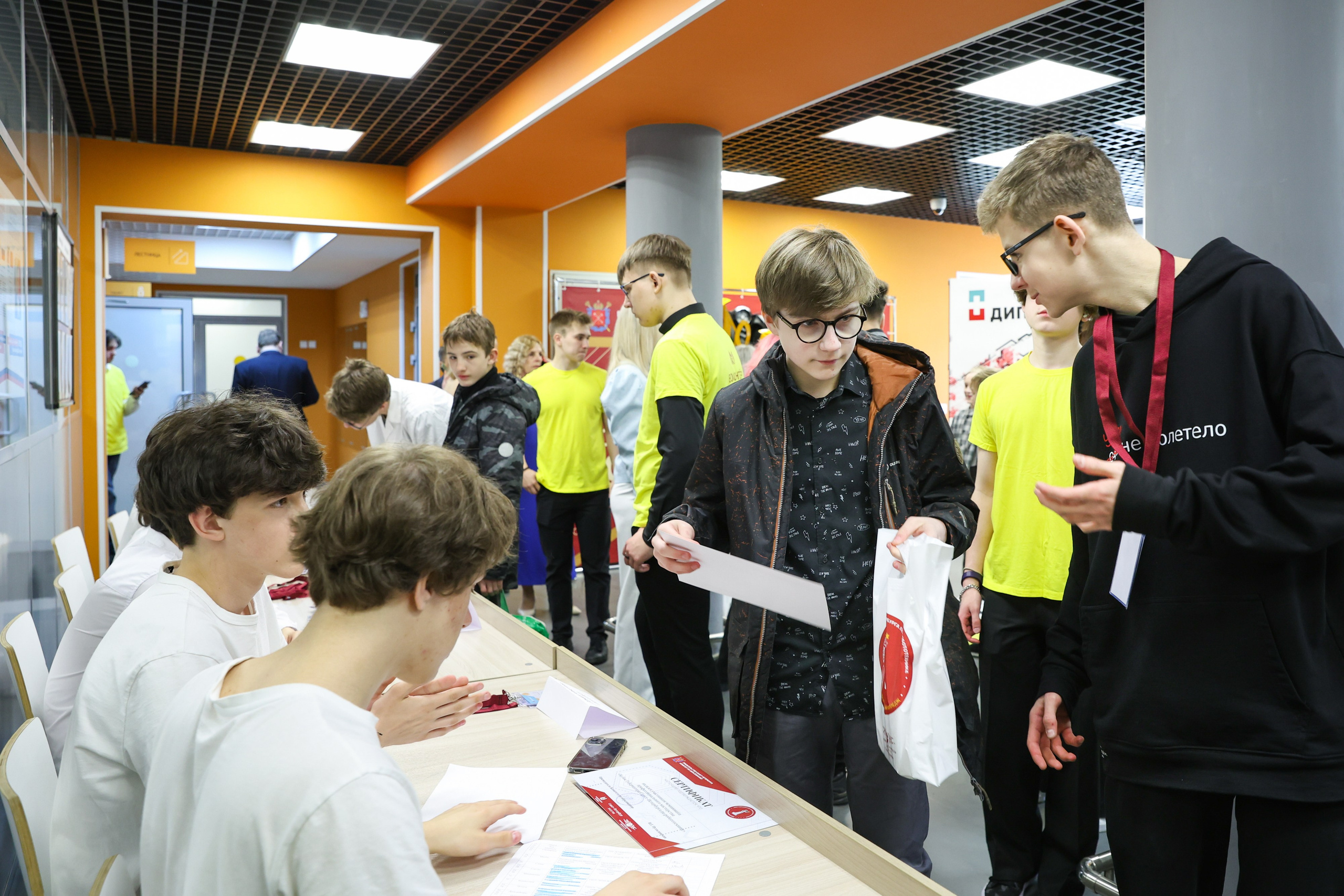 Кубок губернатора по робототехнике. Фотограф Дарья Попова