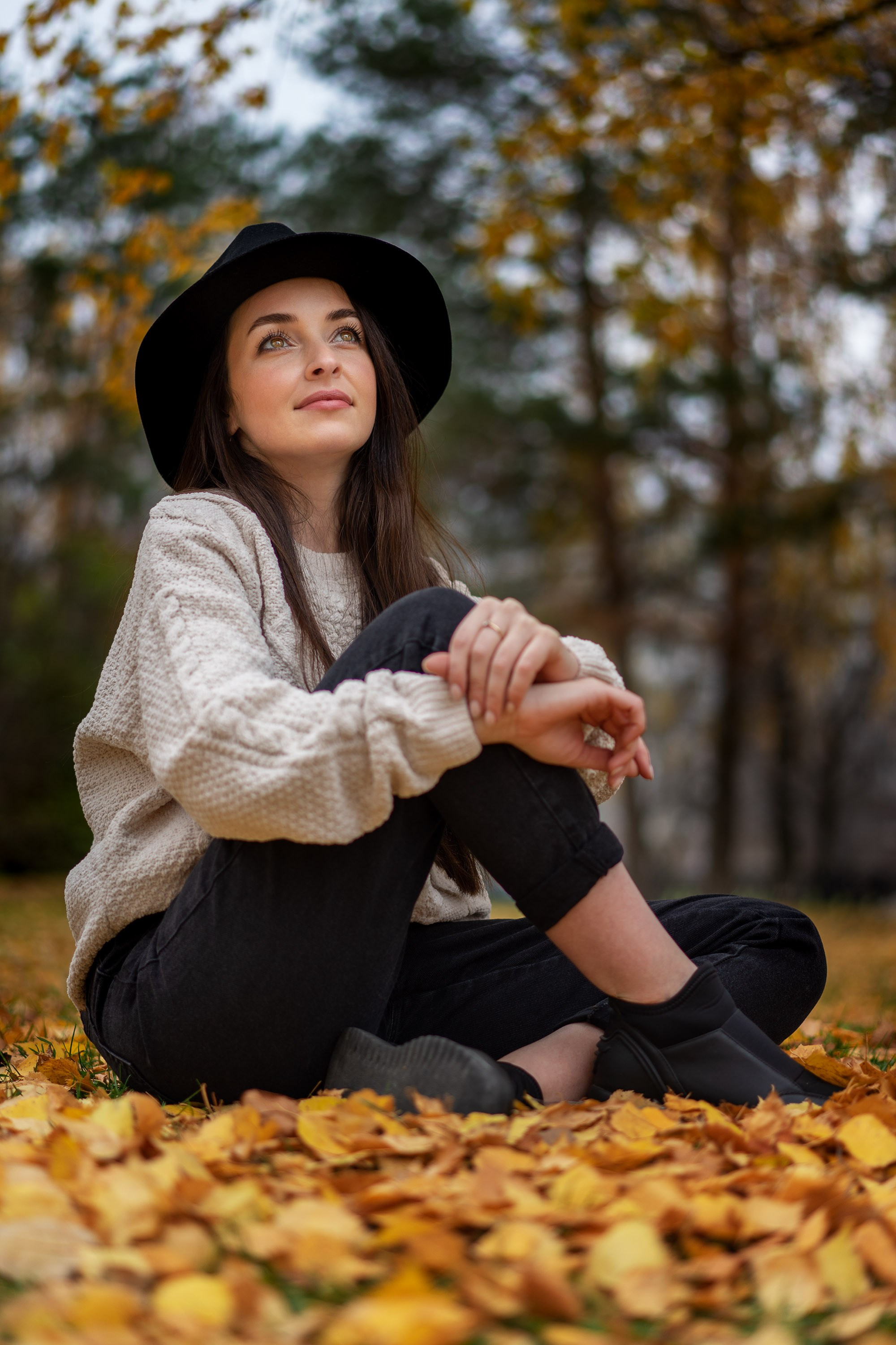 Портретная фотосессия на улице осенью. Фотограф Екатеринбург Кокшарова Александра