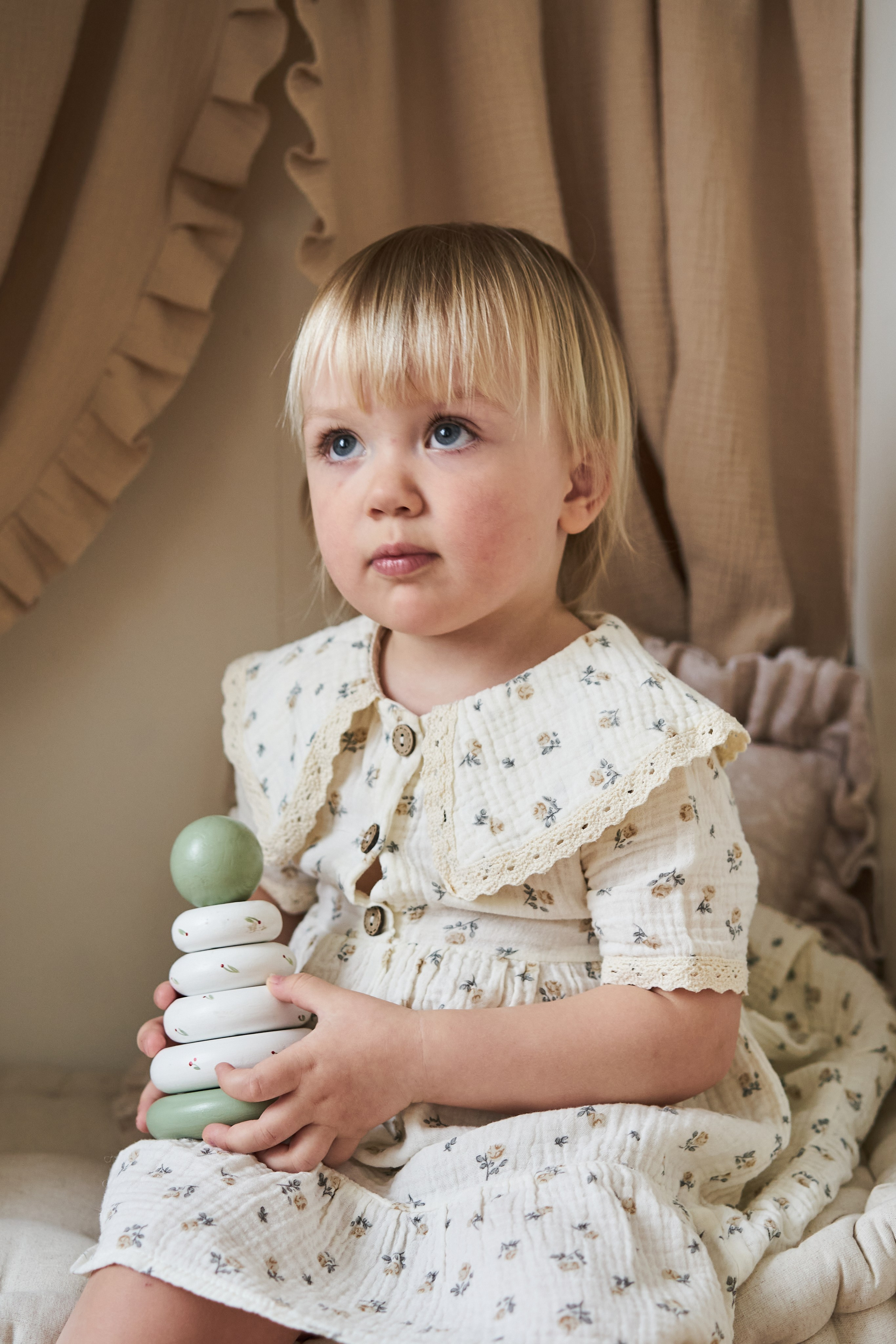 Семейная фотосессия в студии. Фотограф Екатеринбург Кокшарова Александра