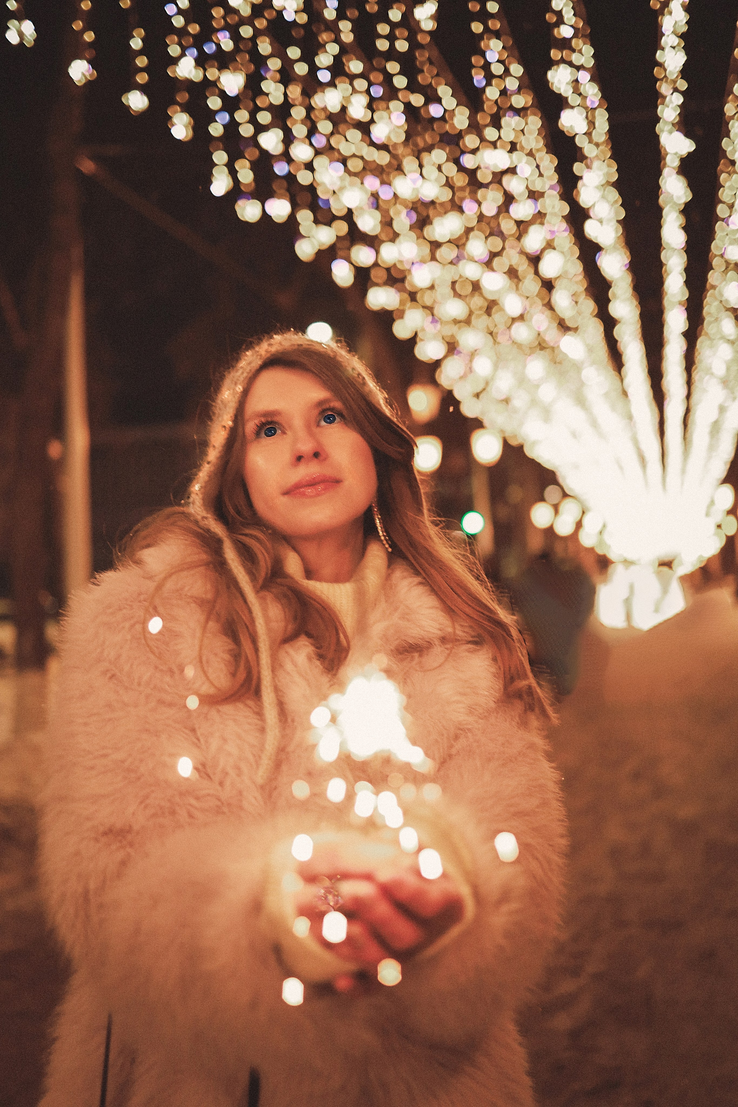 Фотосессия на улице в огоньках. Иванова Ирина Свадебный и семейный фотограф г. Уфа