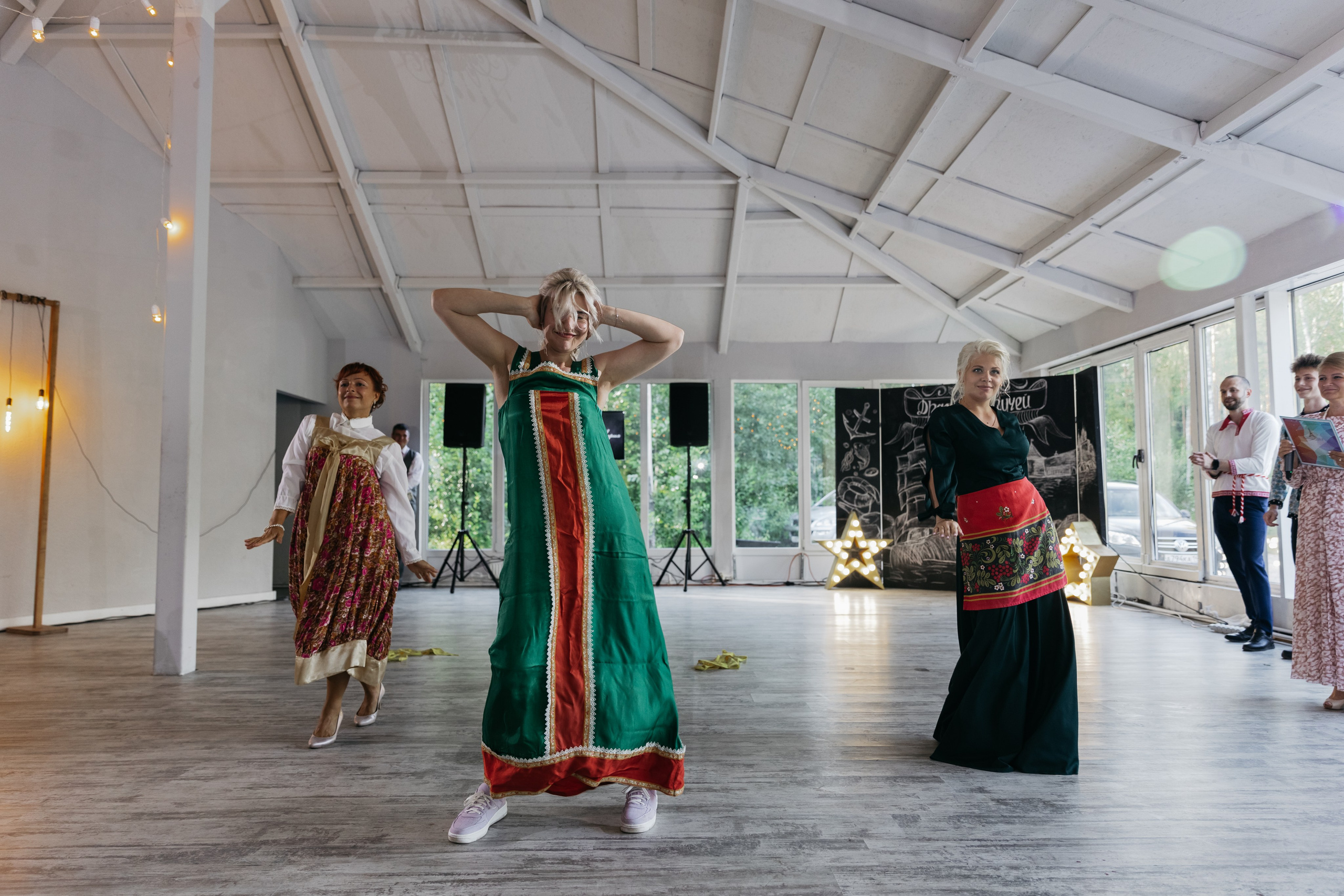 История лесных бусинок. Свадебный фотограф в Санкт-Петербурге