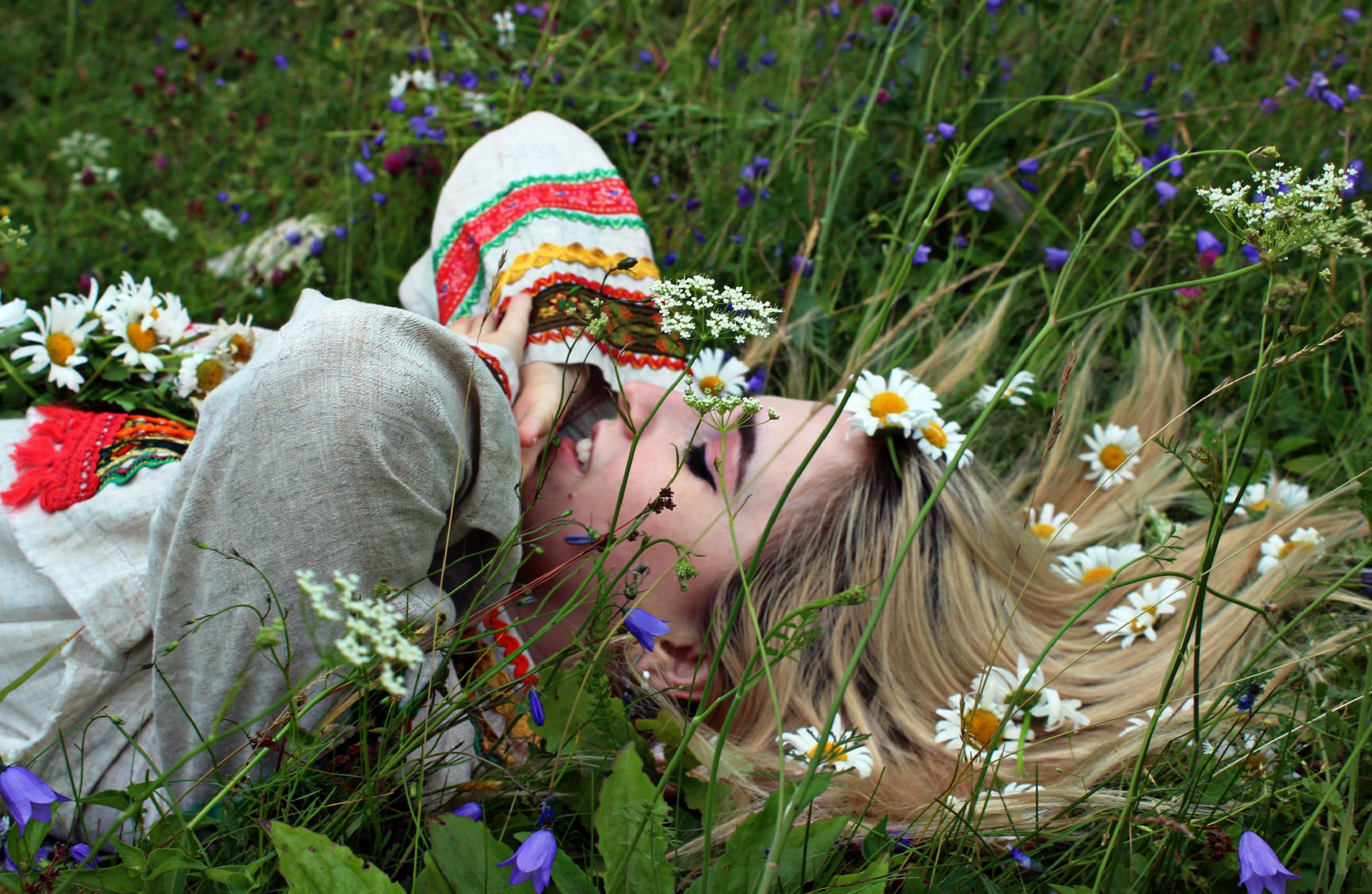 Вино из ромашек. Md: Валентина. Фотограф в Санкт-Петербурге Малов Владимир