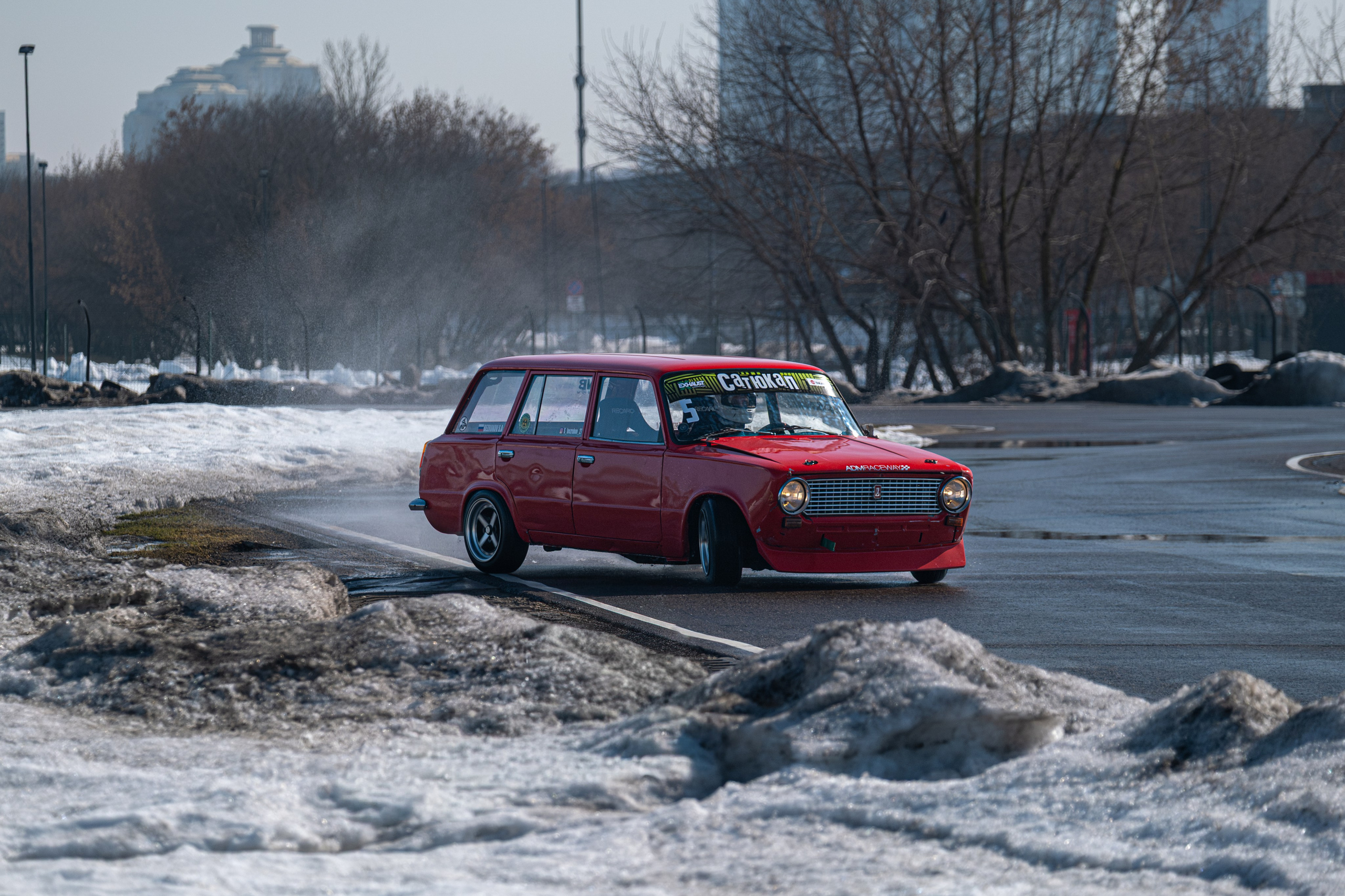 Спортивная автомобильная съемка. Malenkyia