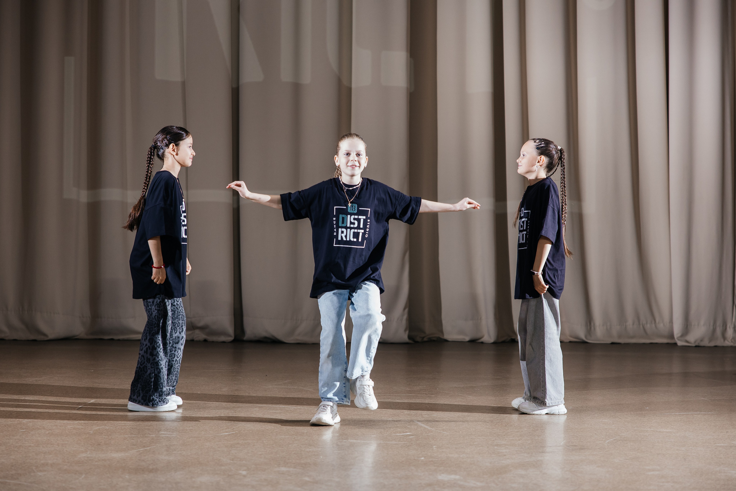 Дистрикт. Отчетный концерт. Свадебный и Семейный фотограф г. Ижевск Гульназ Солдатова. Гульназ фото