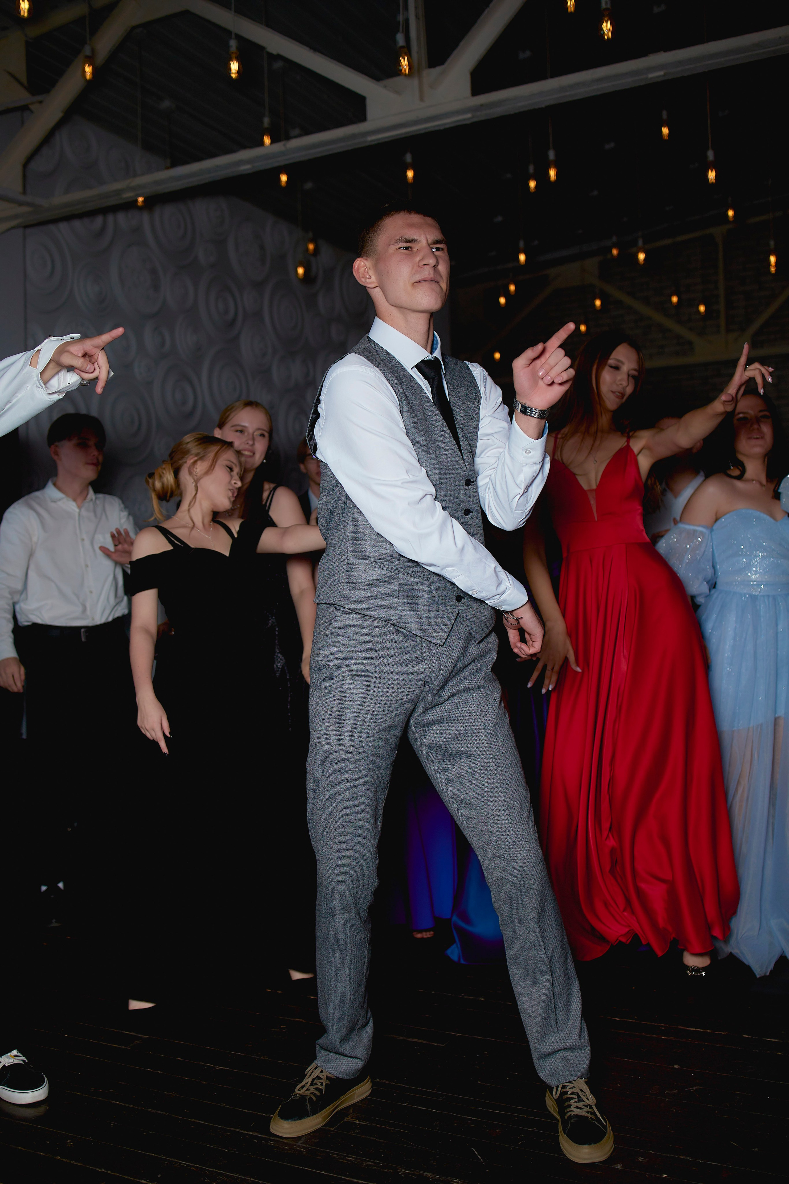 Школа № 79 (выпускной 2023). Фотограф Иван Кузьмин на любое Ваше мероприятие