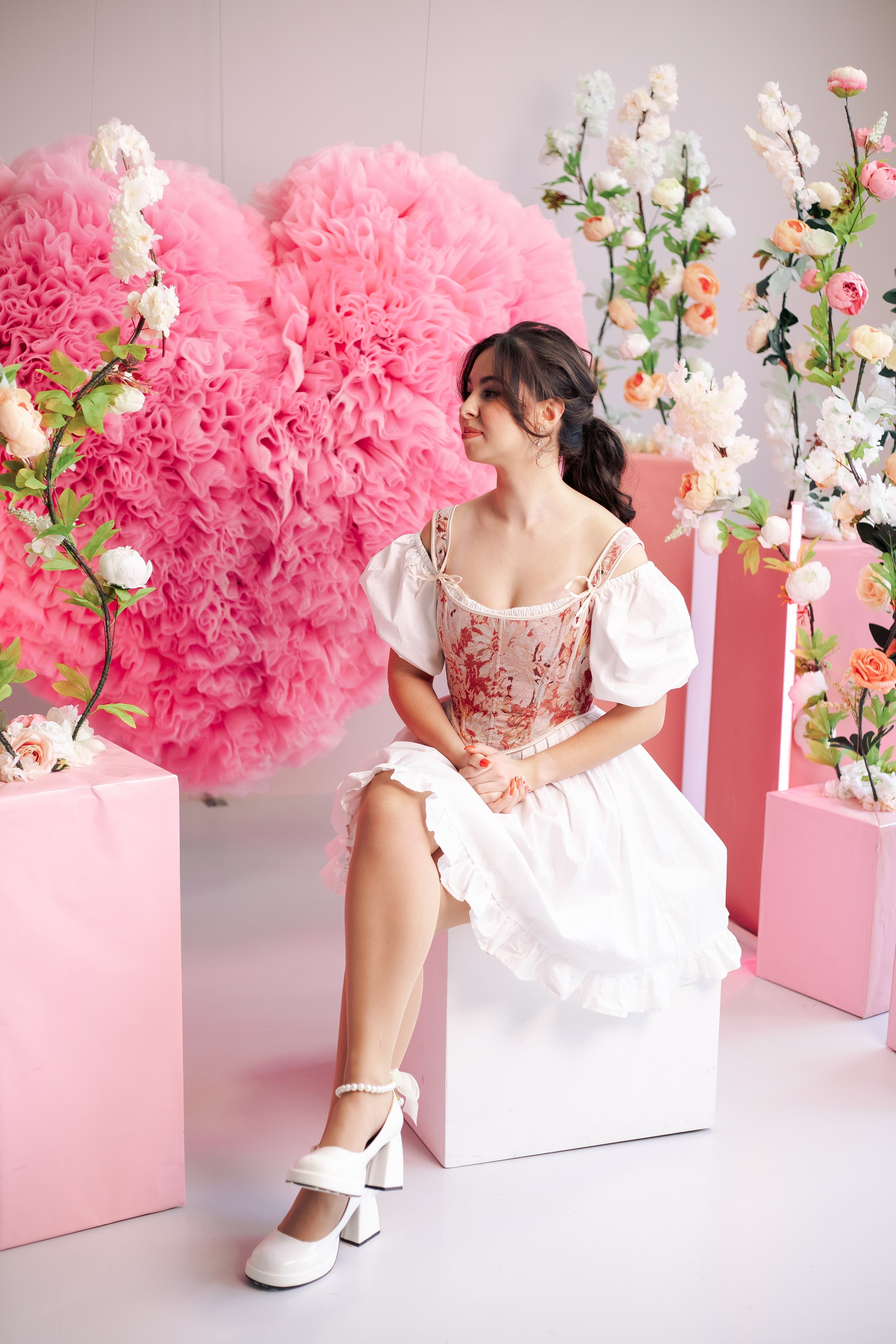 Весенняя фотосессия в фотостудии для девушки в Санкт-Петербурге. Фотограф в Санкт-Петербурге, Анна Скворцова