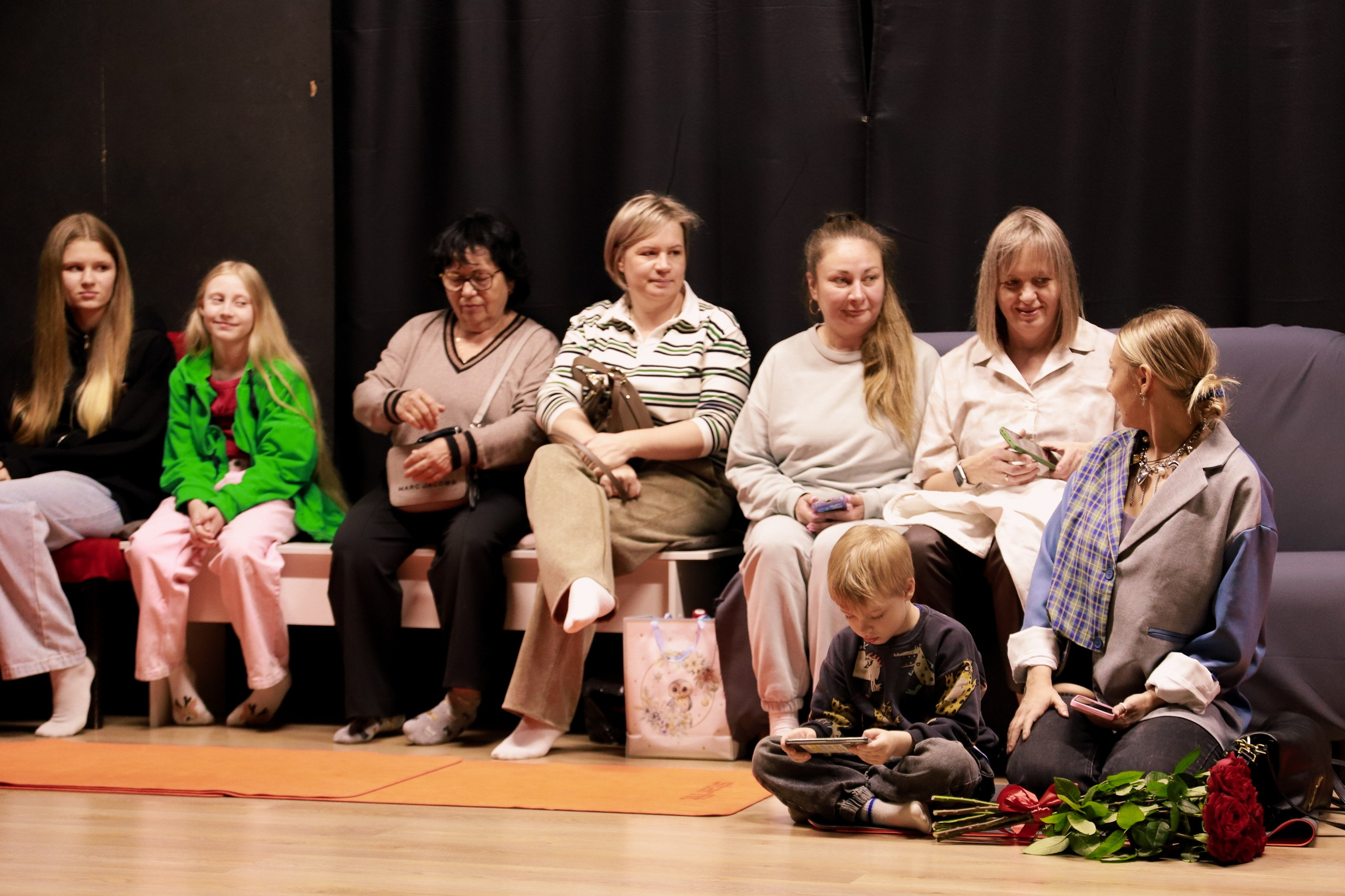 Современный показ Подземка. Небесные ласточки. Фотограф Юлия Мальцева