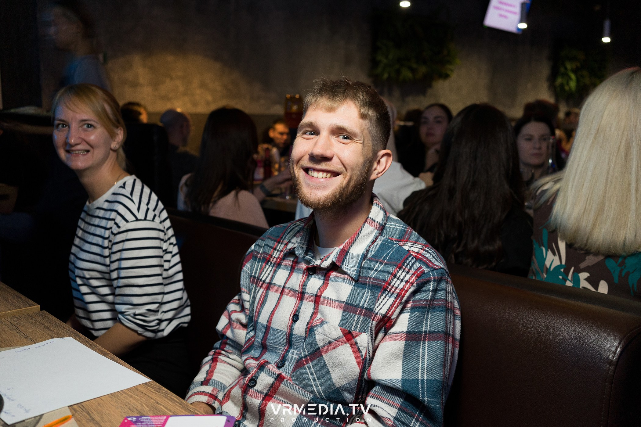 WoW QuiZ в баре «Друзья»