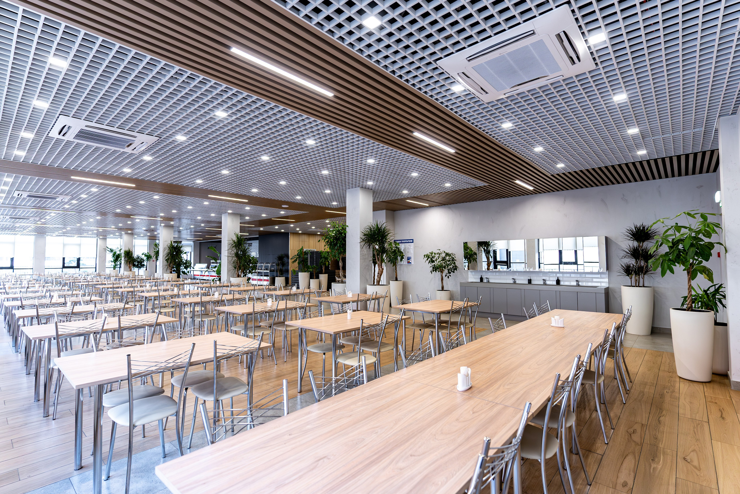 Индустриальный парк — озеленение. KUSTOV PRODUCTION — профессиональная фотосъёмка в Москве