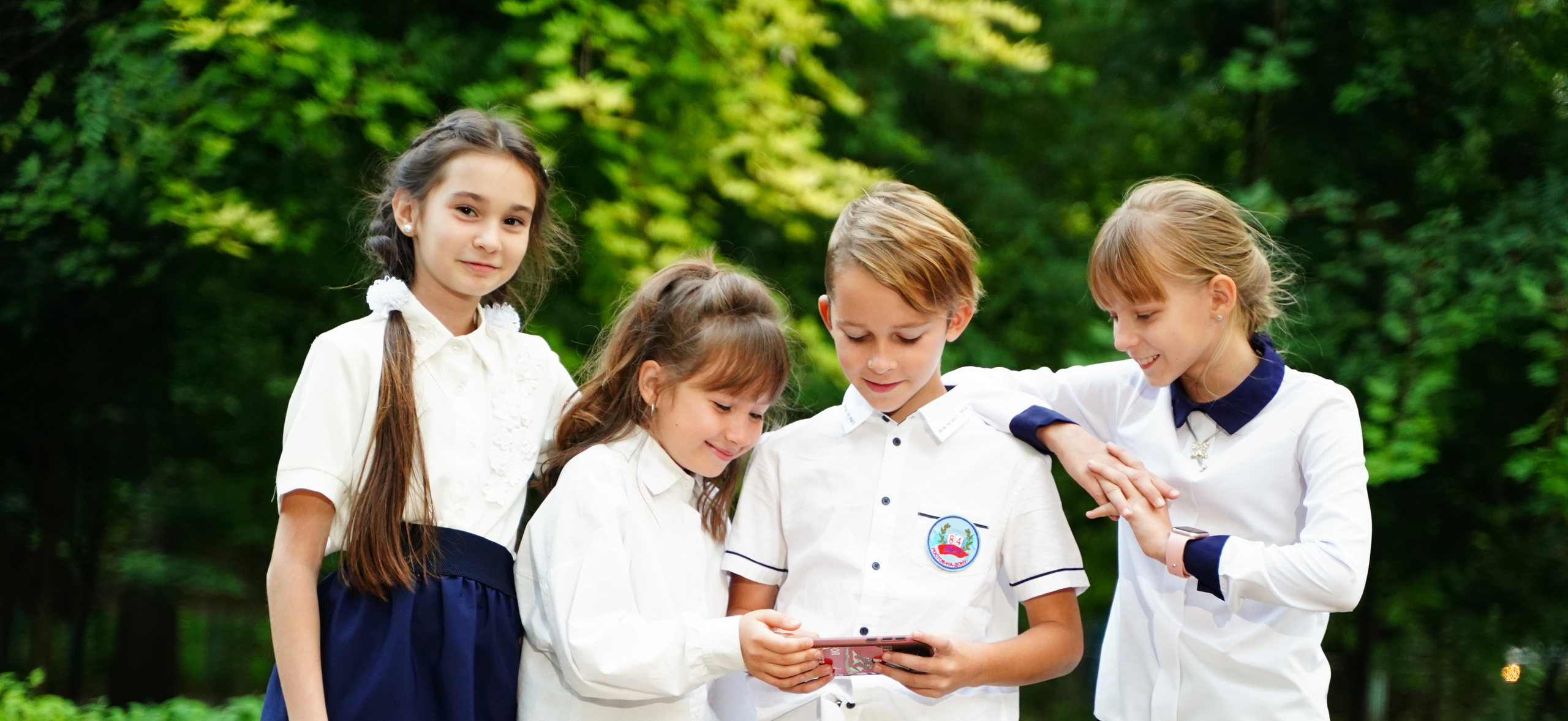 Фотосессия на природе. MEMENTO.Выпускные альбомы, школьные, юбилейные и другие книги. Ростов-на-Дону