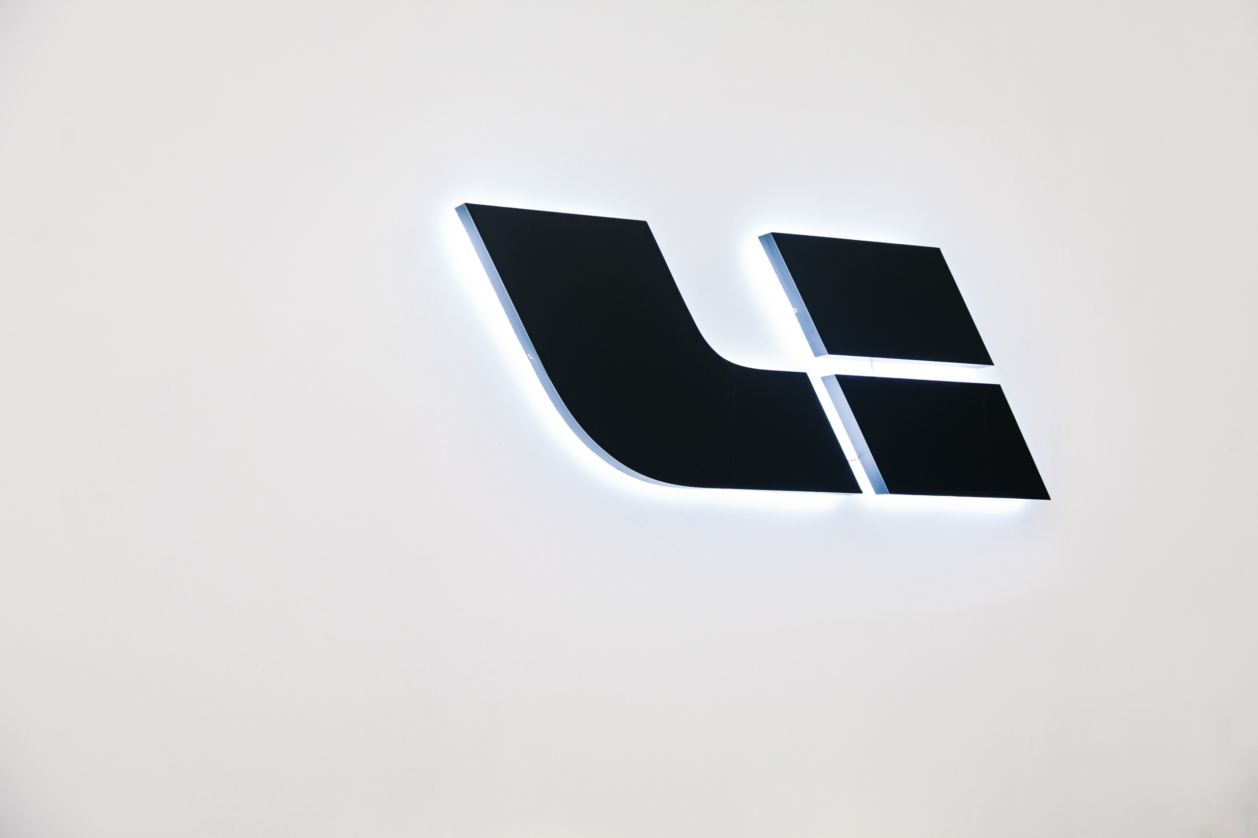 Открытие автосалона Li Auto. Артур Иликчян — Wedding & Event фотограф в Краснодаре