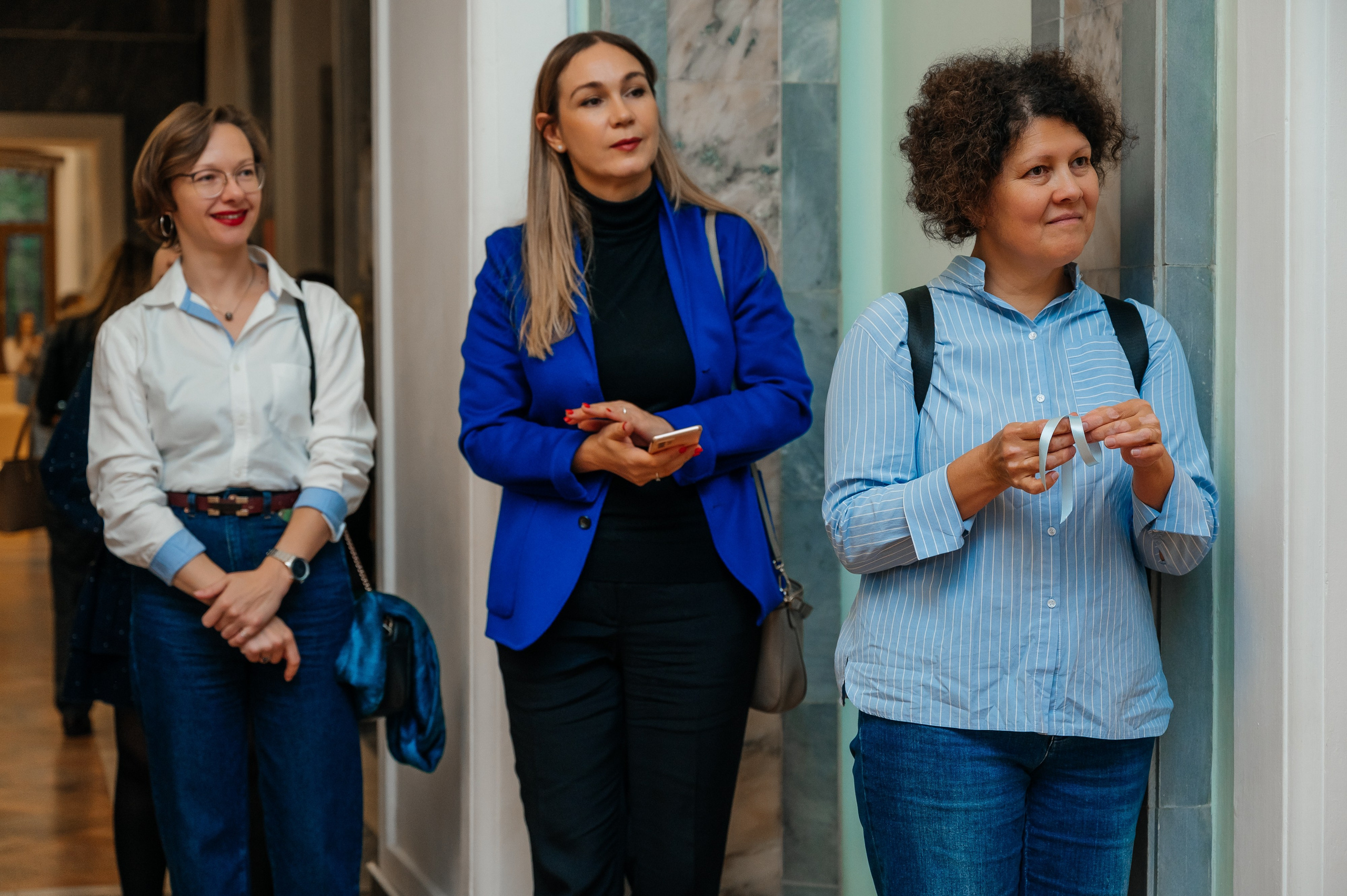 Открытие выставки Кати Васильевой в Молодежном театре. Wedding and family photographer USA