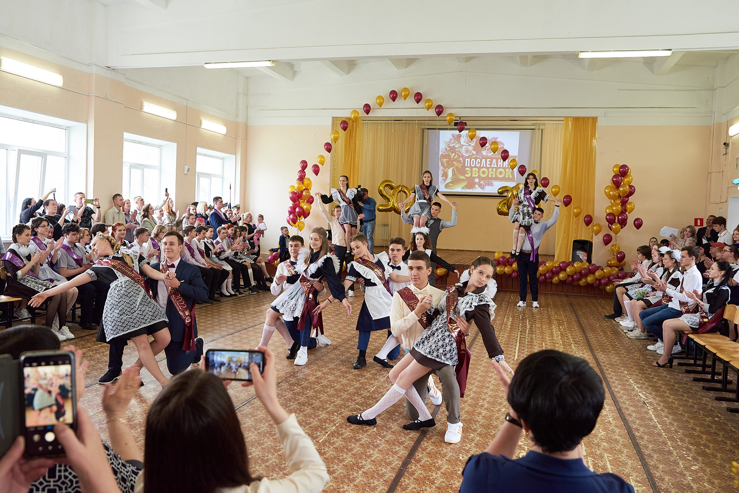 Репортаж последний звонок. Фотограф для жизни, бизнеса и соц сетей Ирина Нечет, Владивосток
