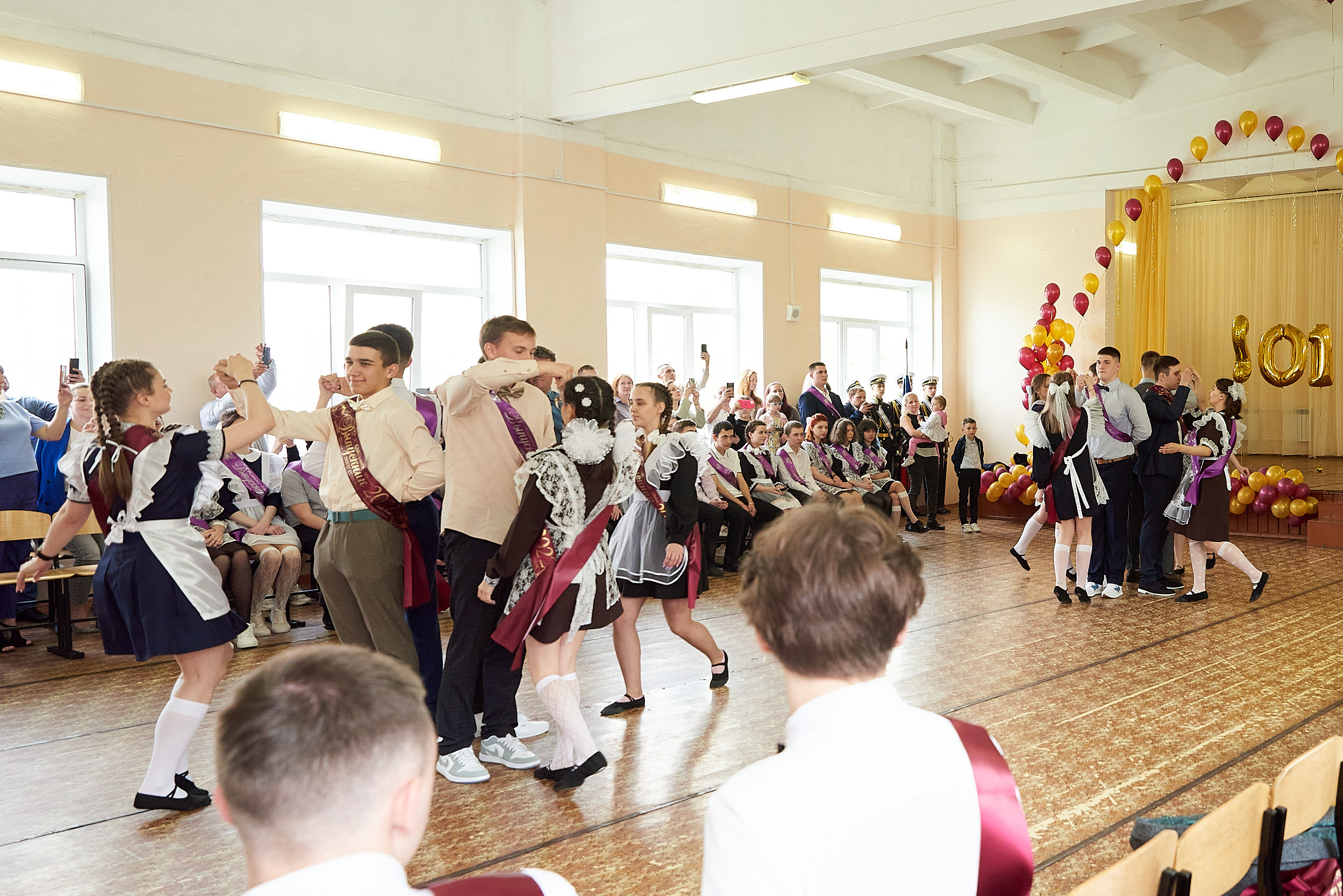 Репортаж последний звонок. Фотограф для жизни, бизнеса и соц сетей Ирина Нечет, Владивосток