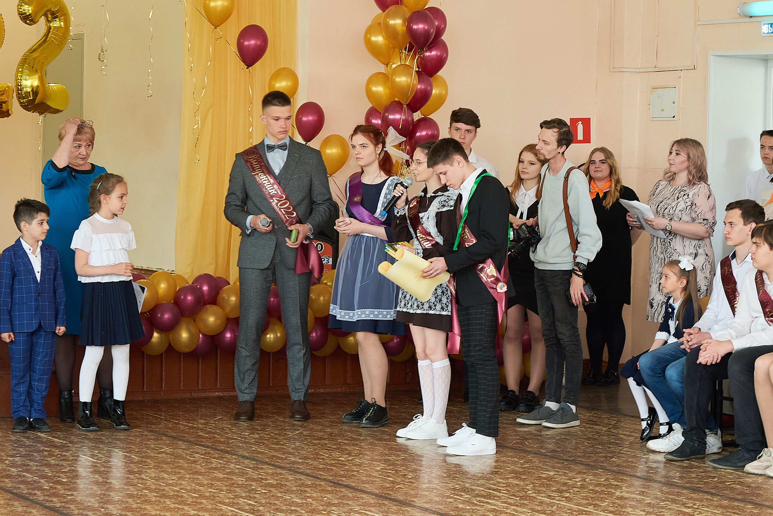 Репортаж последний звонок. Фотограф для жизни, бизнеса и соц сетей Ирина Нечет, Владивосток