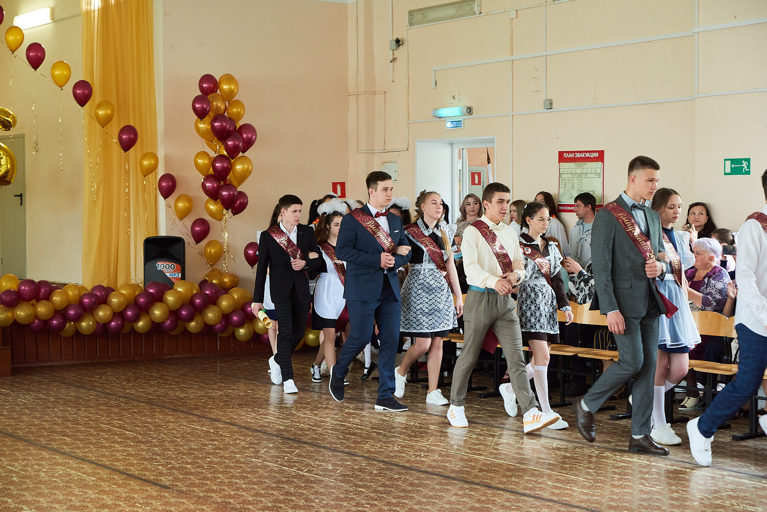 Репортаж последний звонок. Фотограф для жизни, бизнеса и соц сетей Ирина Нечет, Владивосток