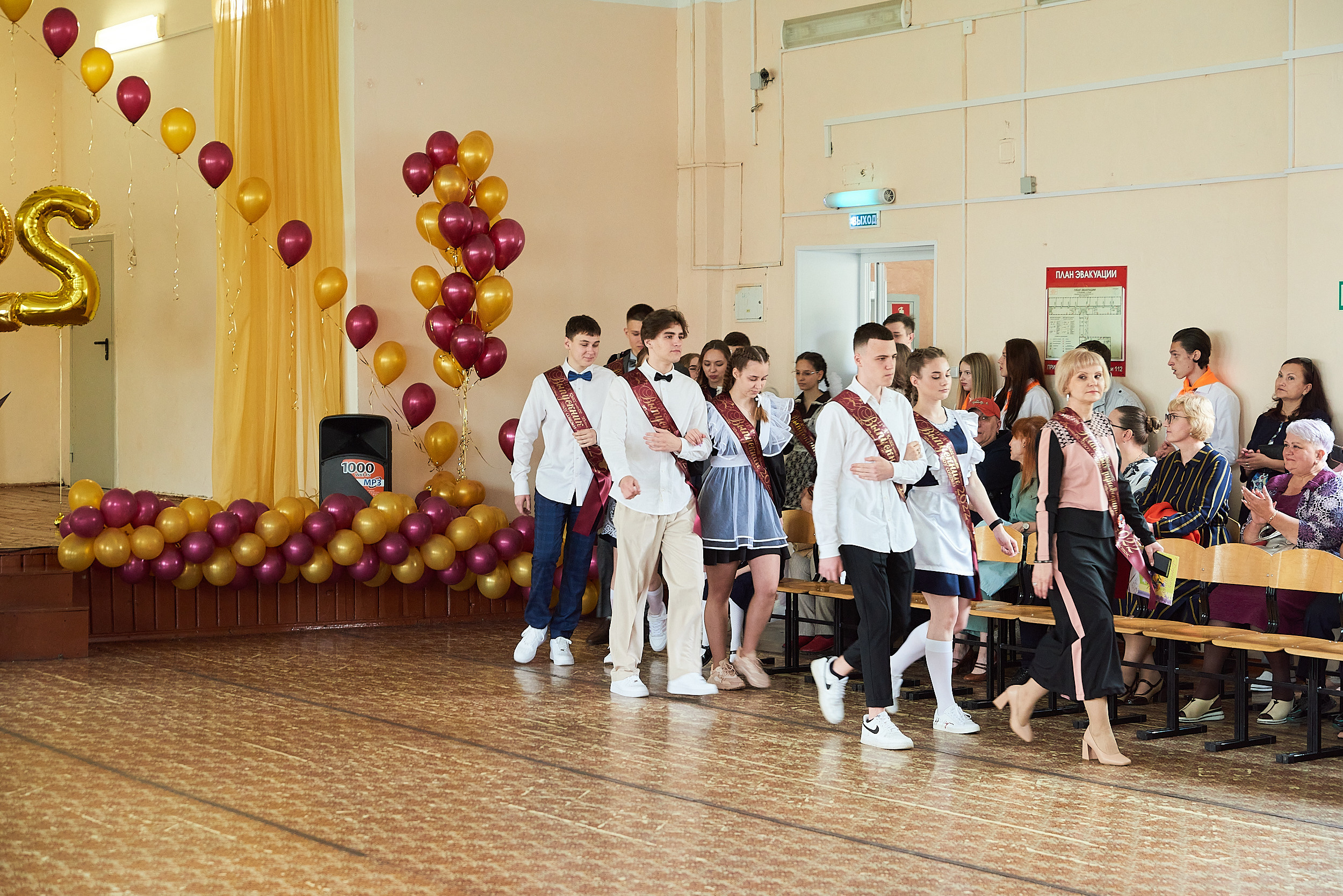 Репортаж последний звонок. Фотограф для жизни, бизнеса и соц сетей Ирина Нечет, Владивосток