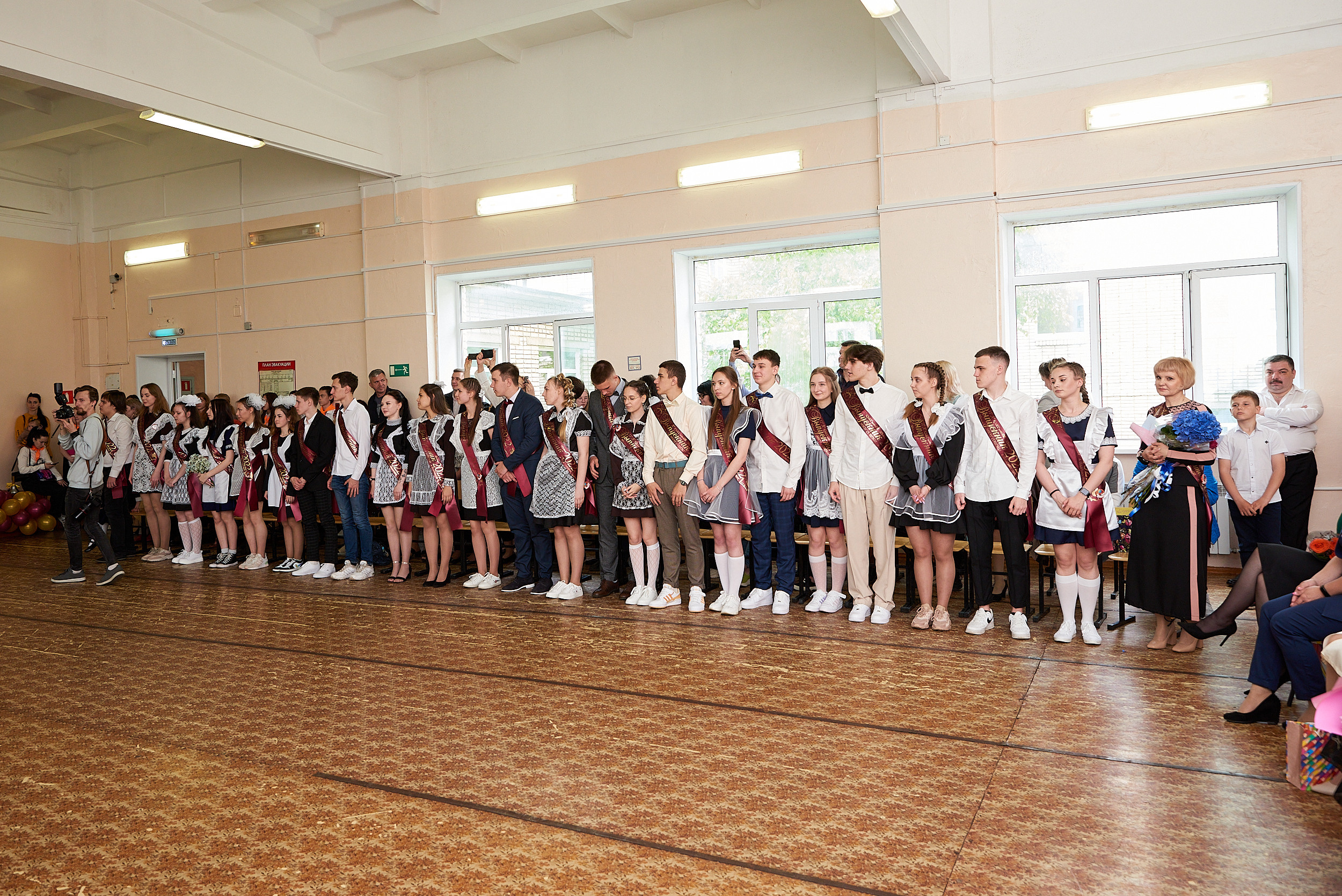 Репортаж последний звонок. Фотограф для жизни, бизнеса и соц сетей Ирина Нечет, Владивосток