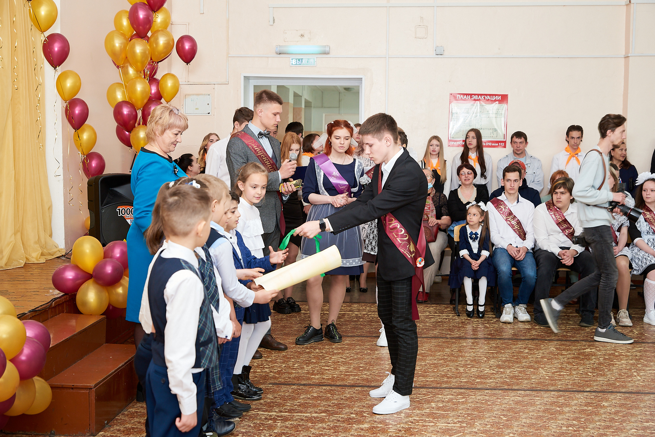 Репортаж последний звонок. Фотограф для жизни, бизнеса и соц сетей Ирина Нечет, Владивосток