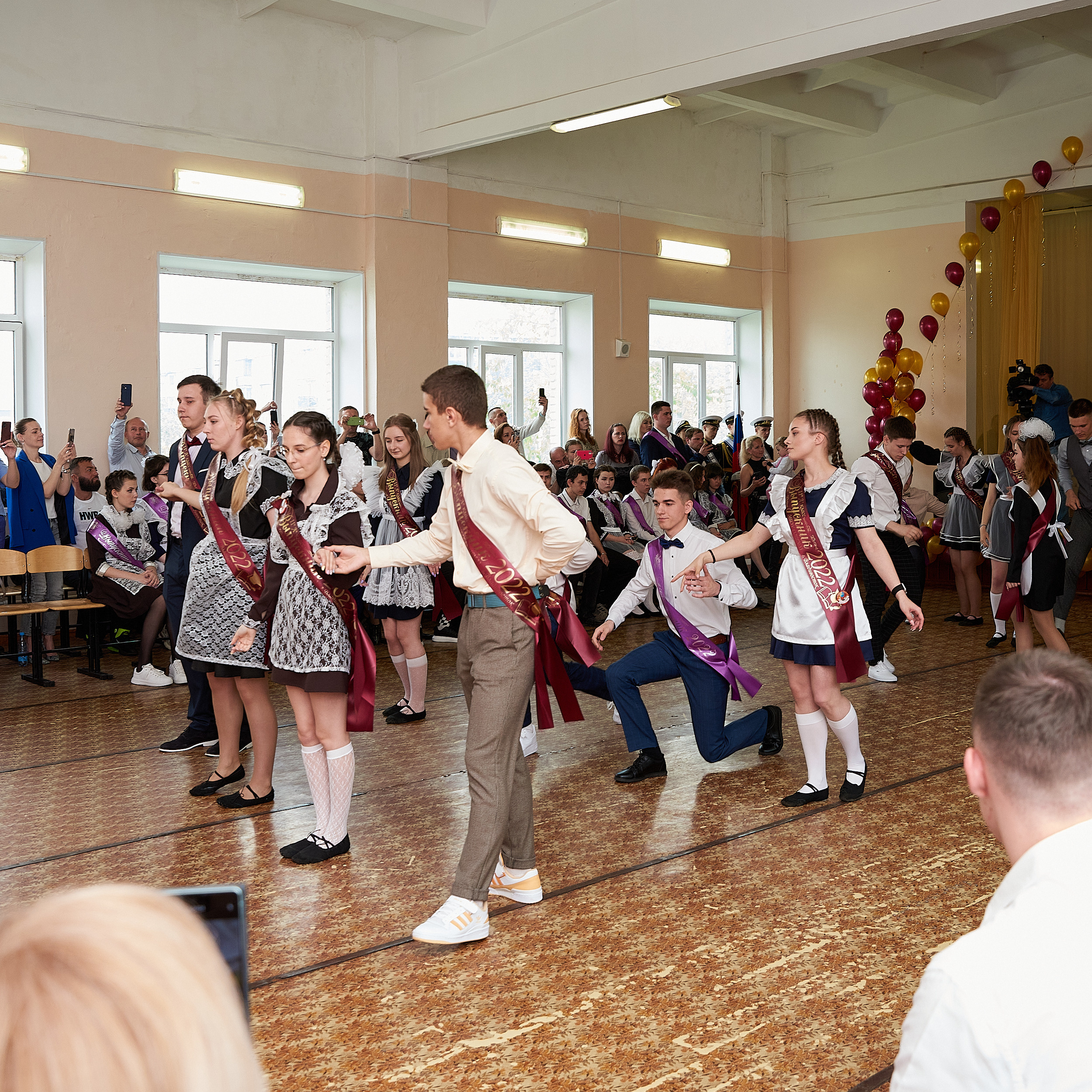 Репортаж последний звонок. Фотограф для жизни, бизнеса и соц сетей Ирина Нечет, Владивосток