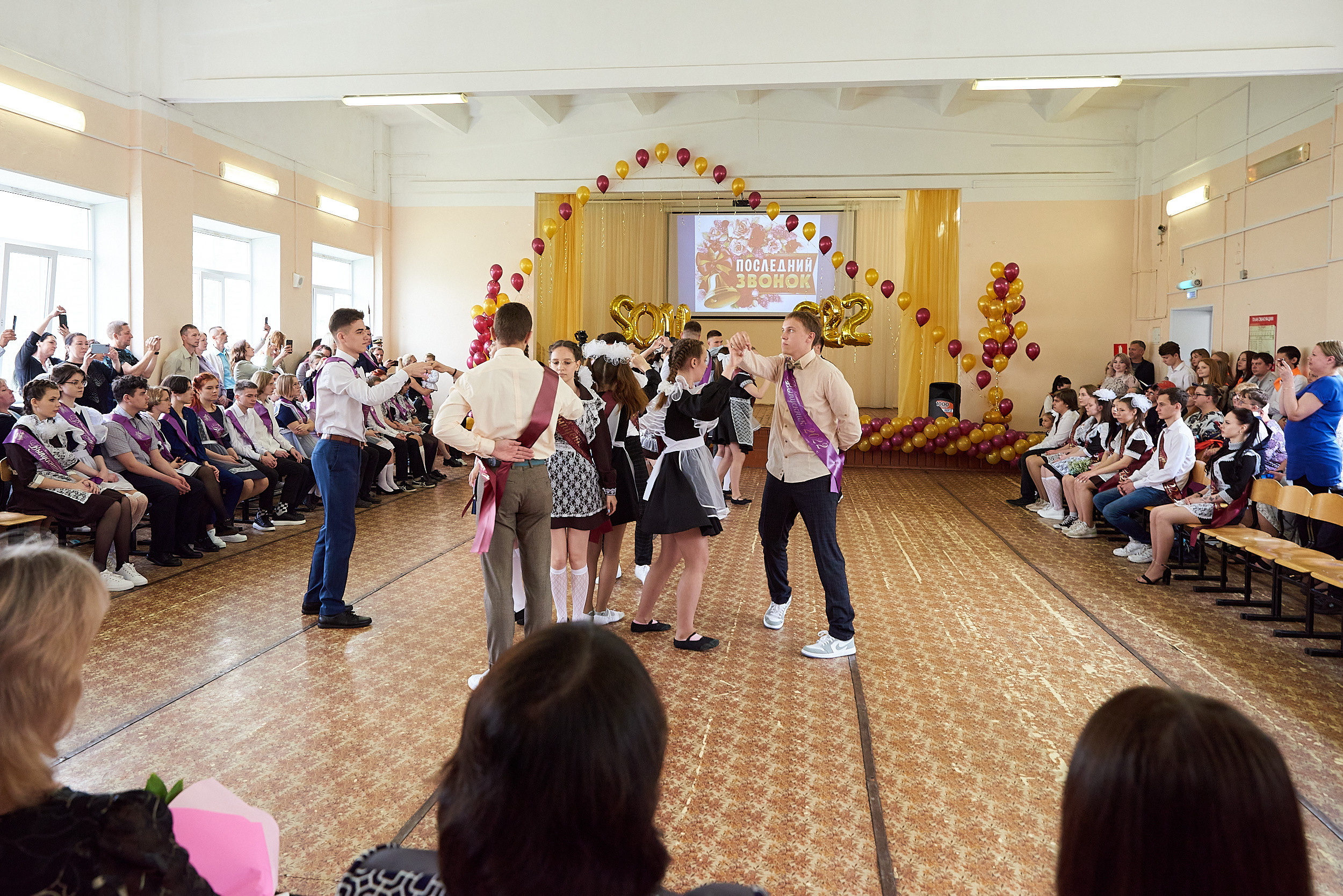 Репортаж последний звонок. Фотограф для жизни, бизнеса и соц сетей Ирина Нечет, Владивосток