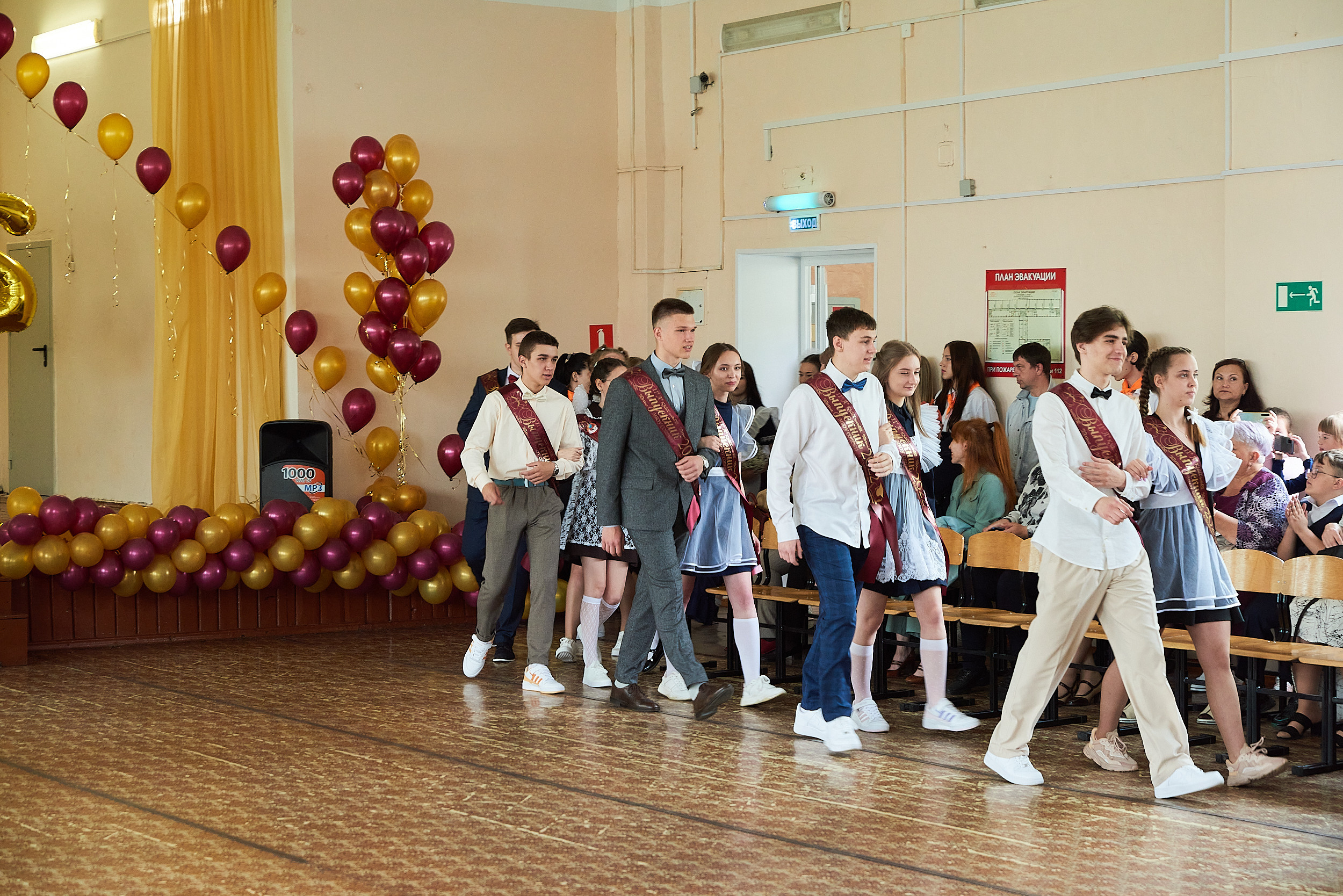 Репортаж последний звонок. Фотограф для жизни, бизнеса и соц сетей Ирина Нечет, Владивосток