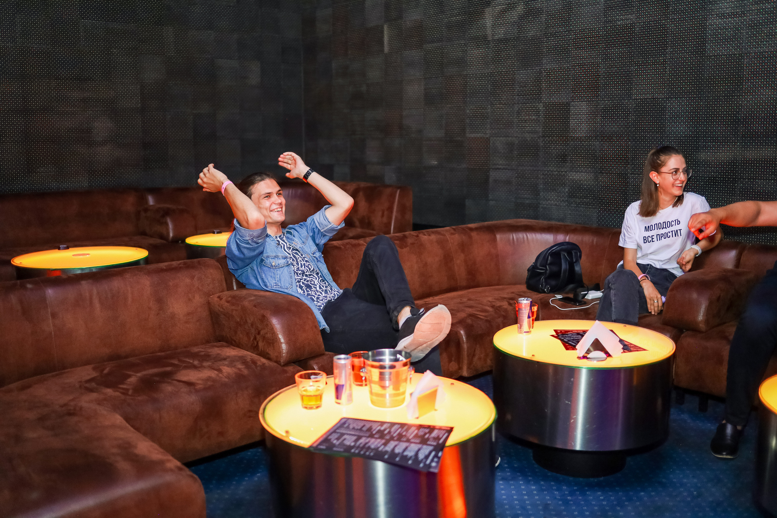 Стендап в Планете. Свадебный, семейный и детский фотограф в Калининграде Елена Кравцова