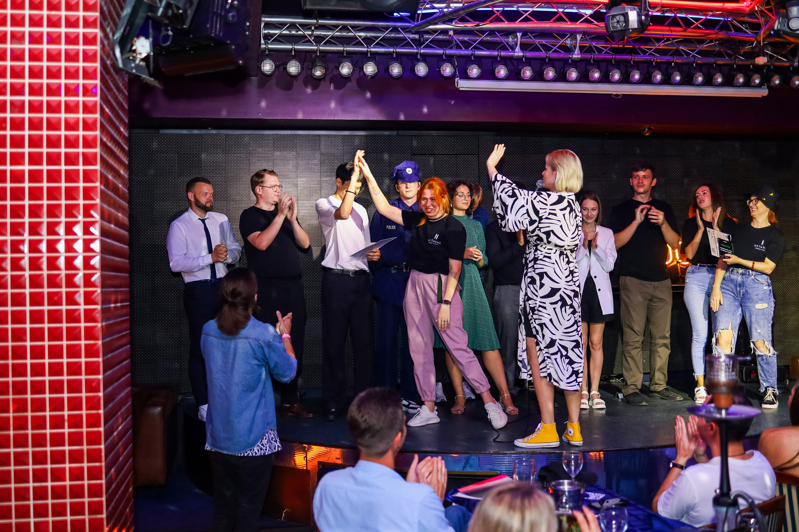 Стендап в Планете. Свадебный, семейный и детский фотограф в Калининграде Елена Кравцова