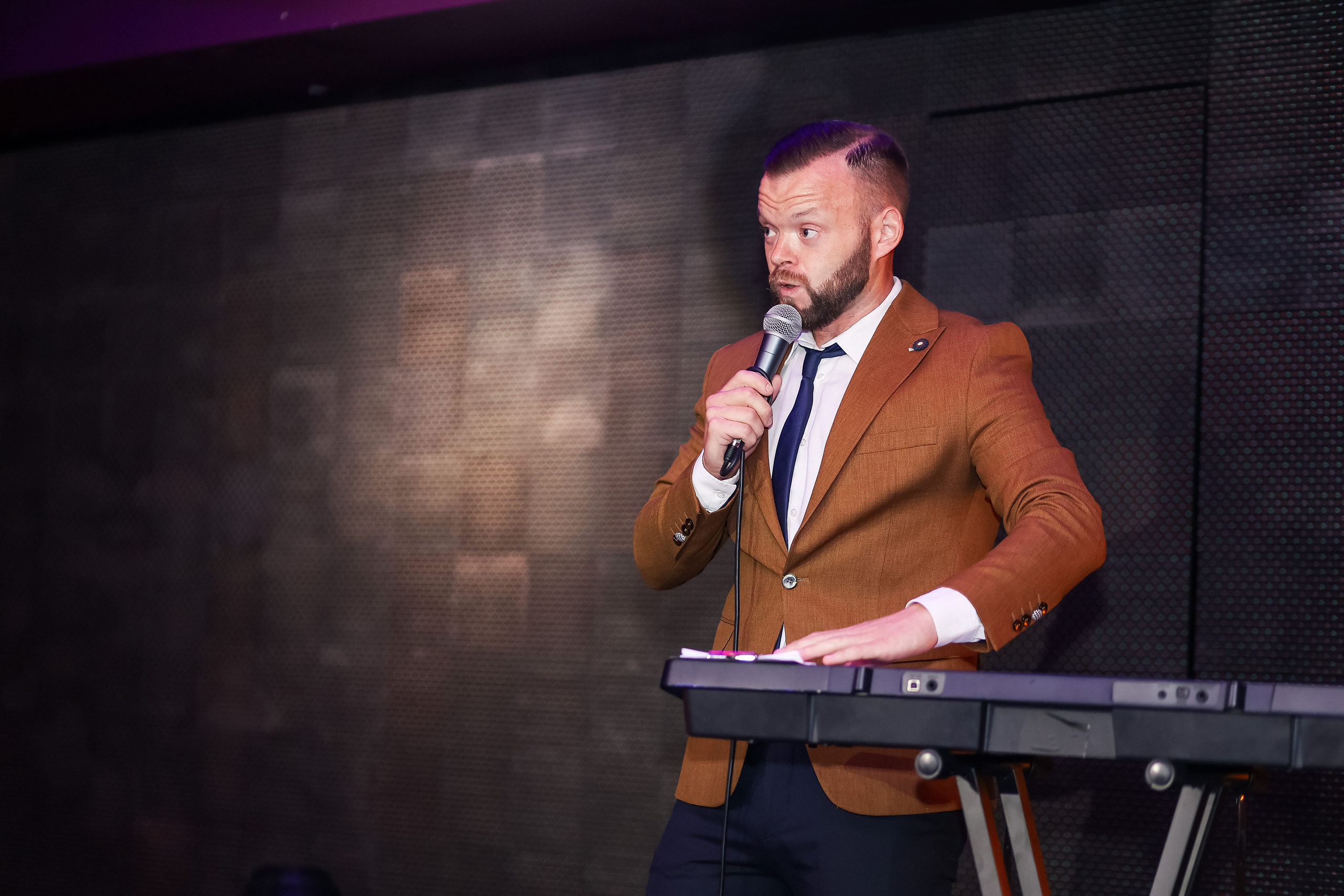 Стендап в Планете. Свадебный, семейный и детский фотограф в Калининграде Елена Кравцова