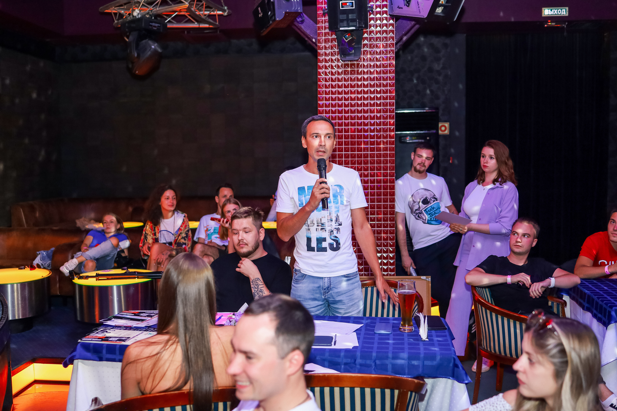 Стендап в Планете. Свадебный, семейный и детский фотограф в Калининграде Елена Кравцова