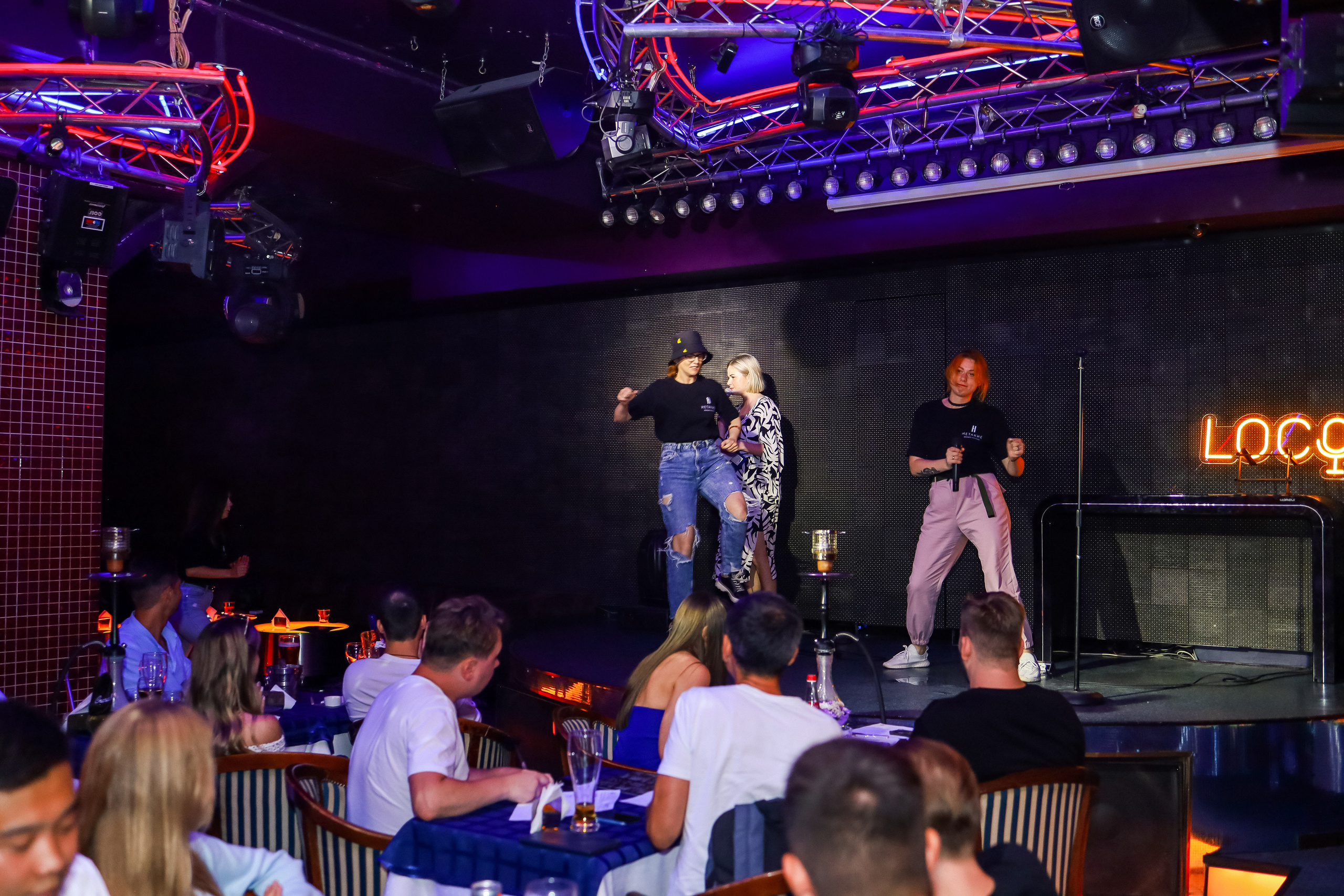 Стендап в Планете. Свадебный, семейный и детский фотограф в Калининграде Елена Кравцова