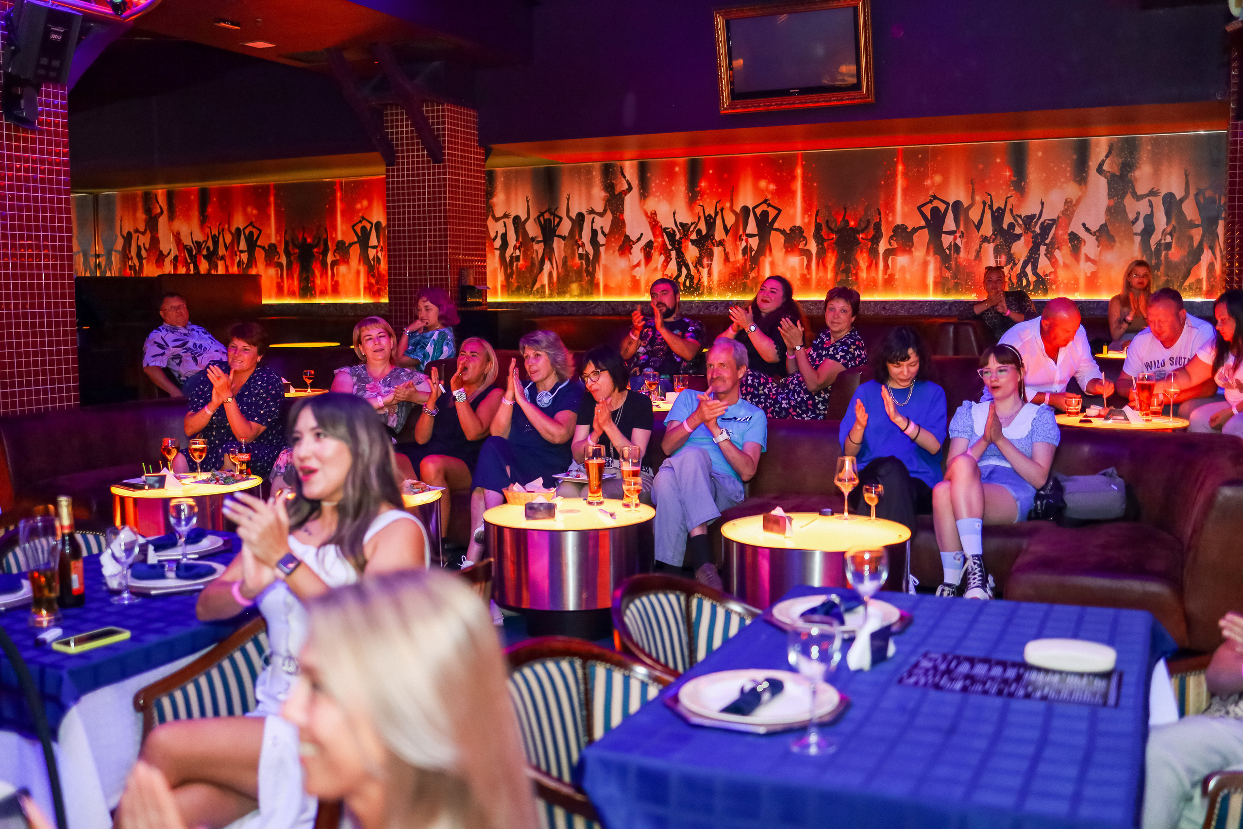 Стендап в Планете. Свадебный, семейный и детский фотограф в Калининграде Елена Кравцова