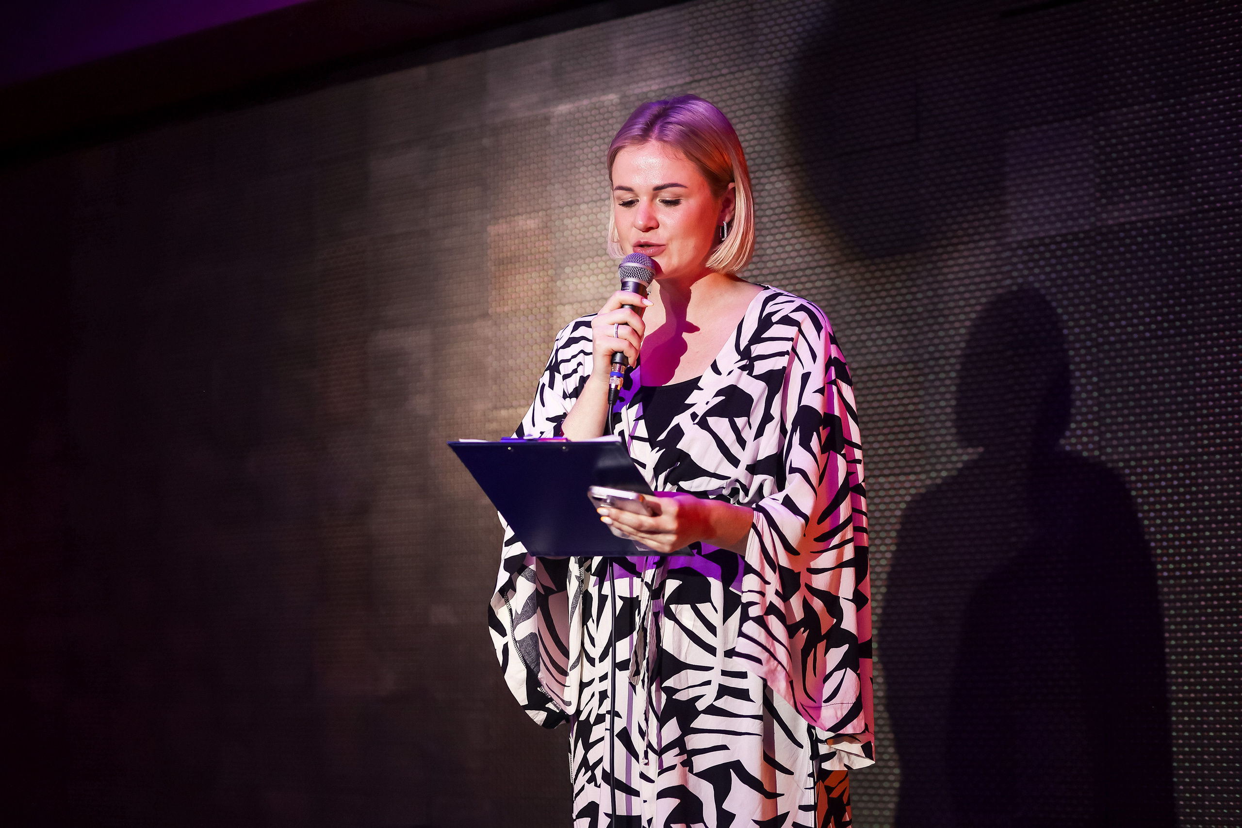 Стендап в Планете. Свадебный, семейный и детский фотограф в Калининграде Елена Кравцова