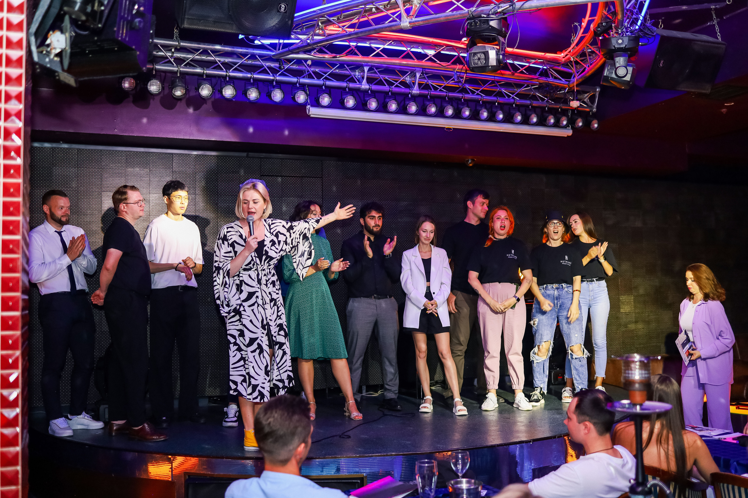 Стендап в Планете. Свадебный, семейный и детский фотограф в Калининграде Елена Кравцова