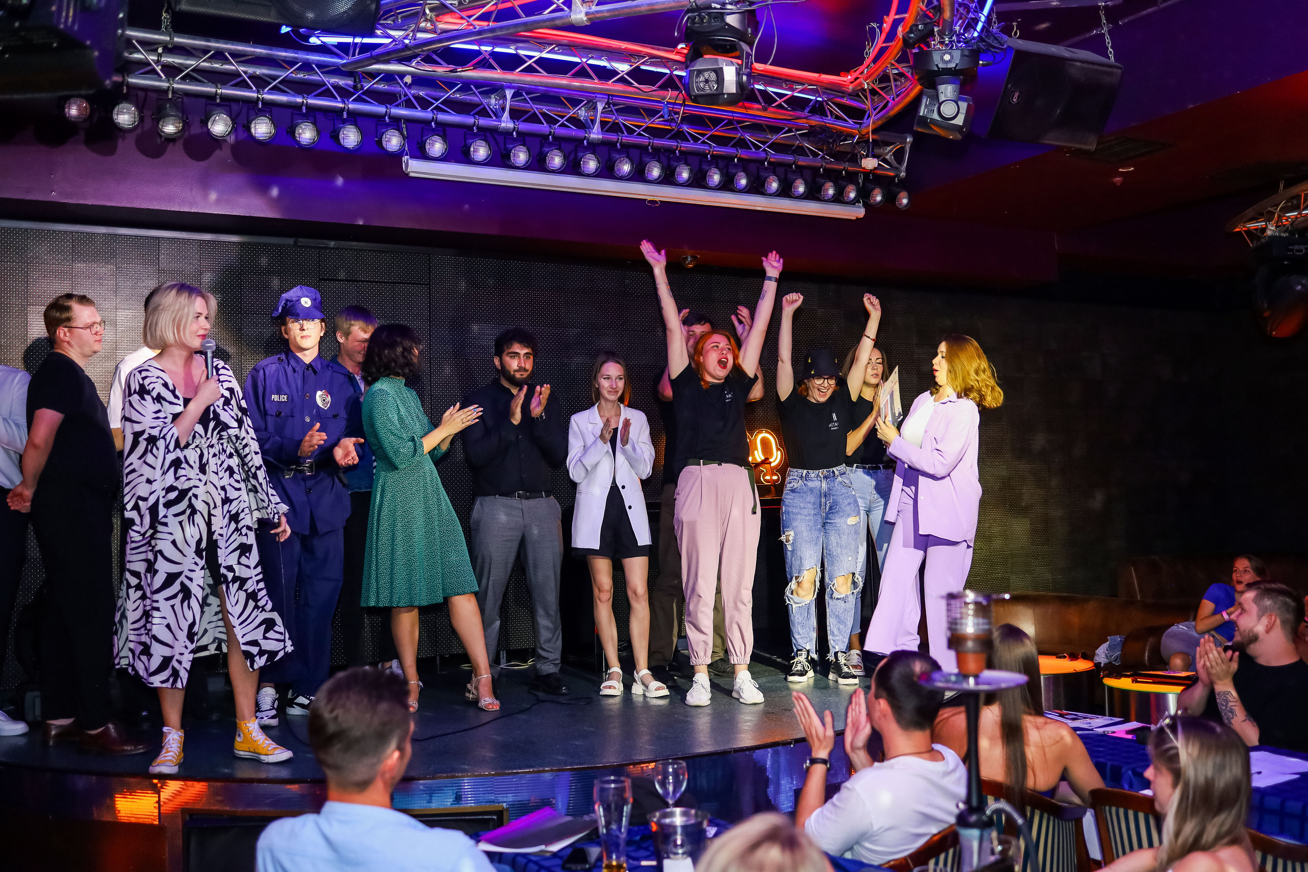 Стендап в Планете. Свадебный, семейный и детский фотограф в Калининграде Елена Кравцова