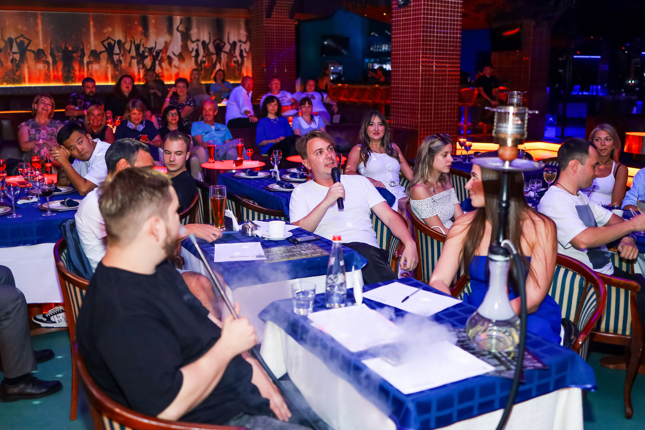 Стендап в Планете. Свадебный, семейный и детский фотограф в Калининграде Елена Кравцова