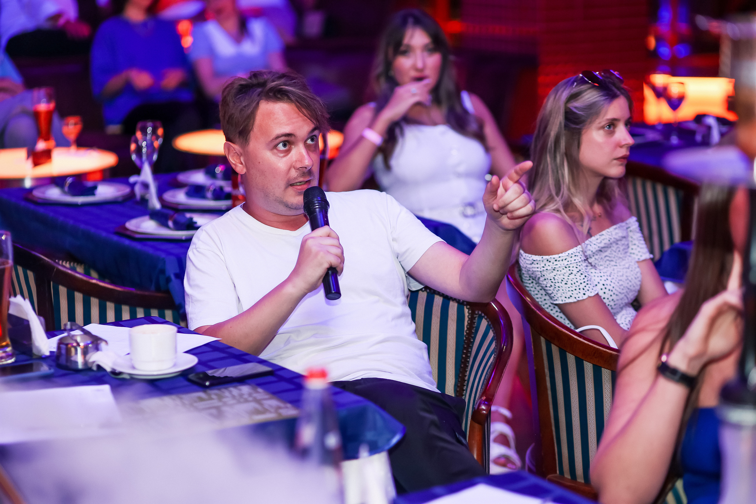 Стендап в Планете. Свадебный, семейный и детский фотограф в Калининграде Елена Кравцова